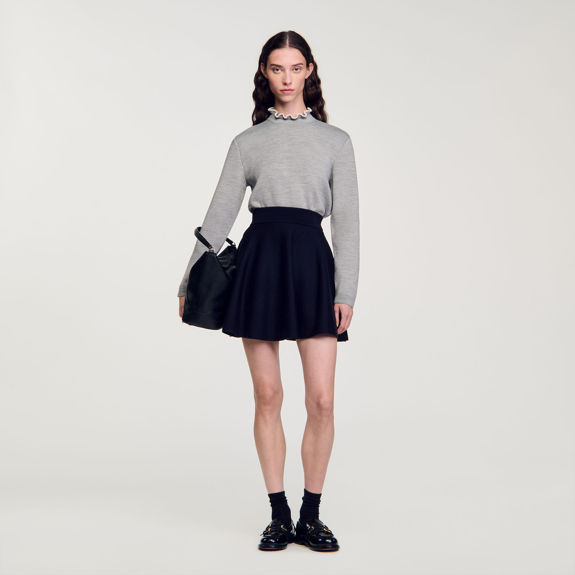 Pull à col volanté