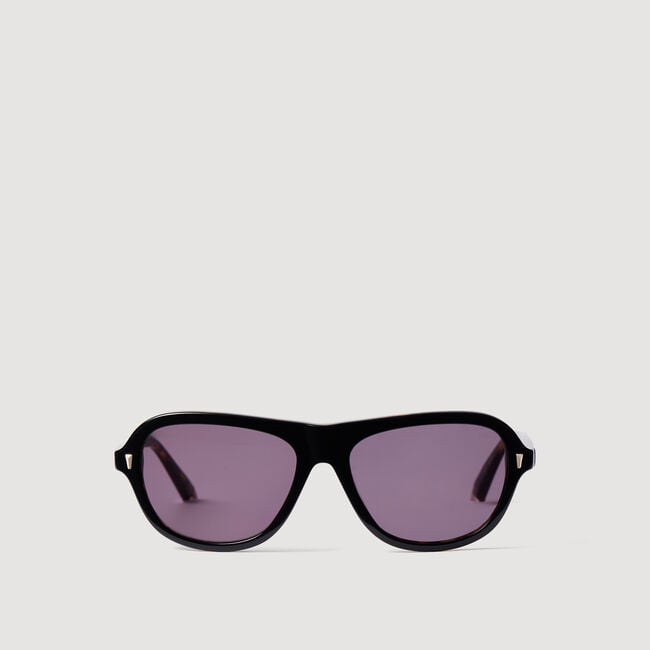 Sunglasses with tinted lenses