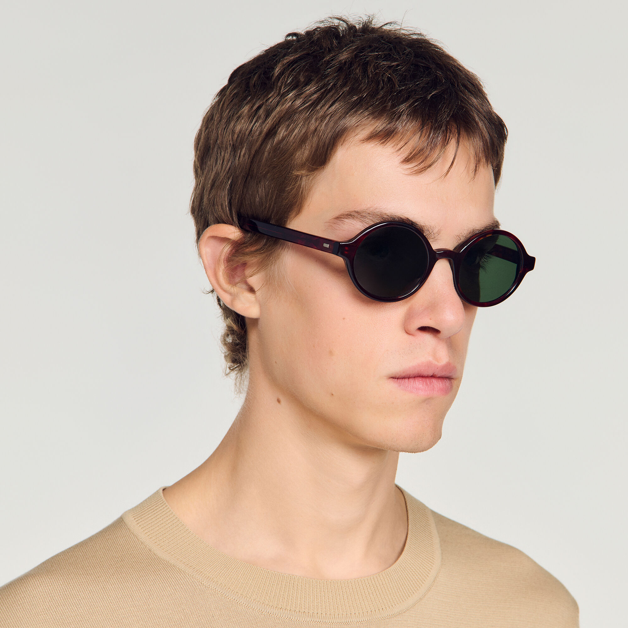 Oval sunglasses