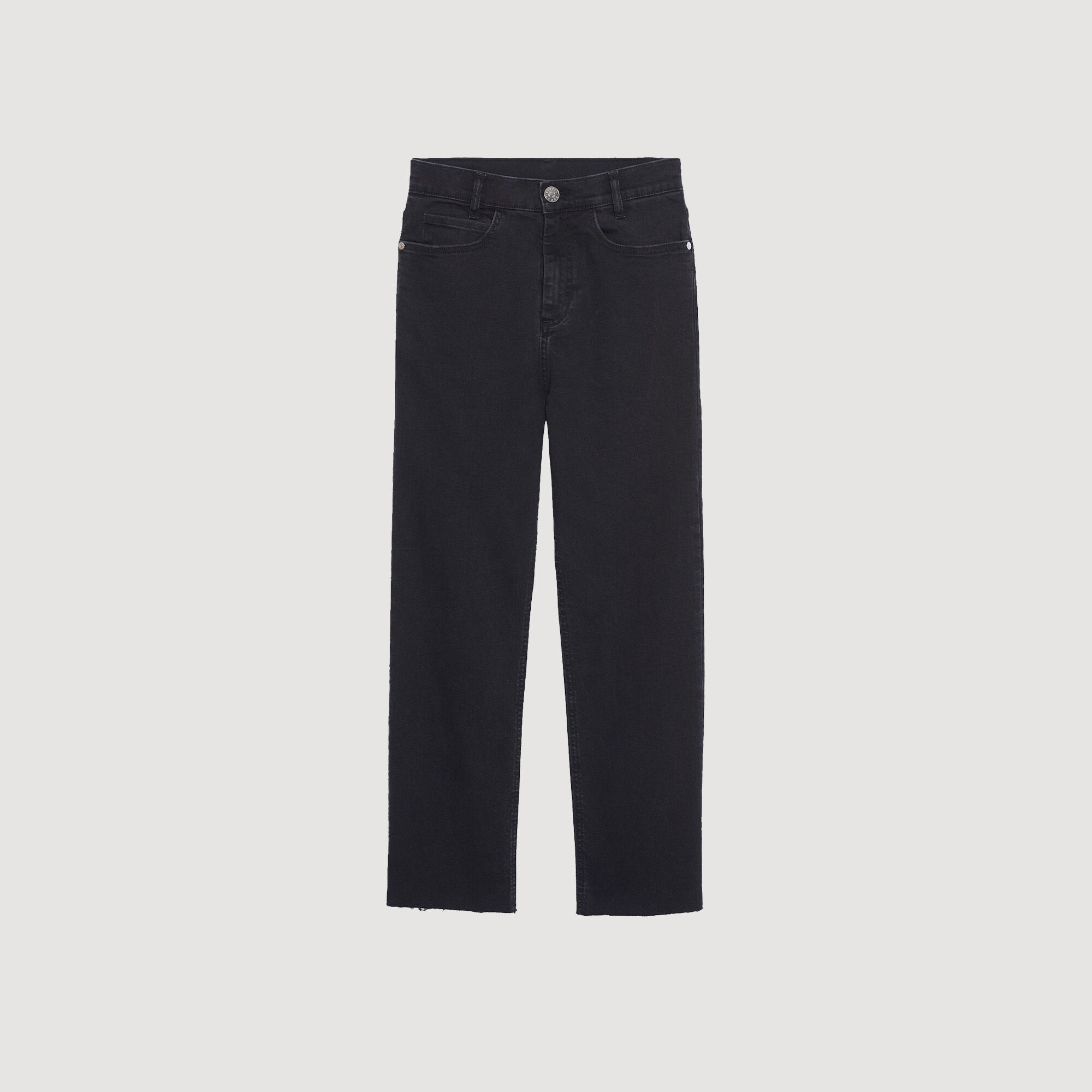 Straight-cut jeans with raw edges