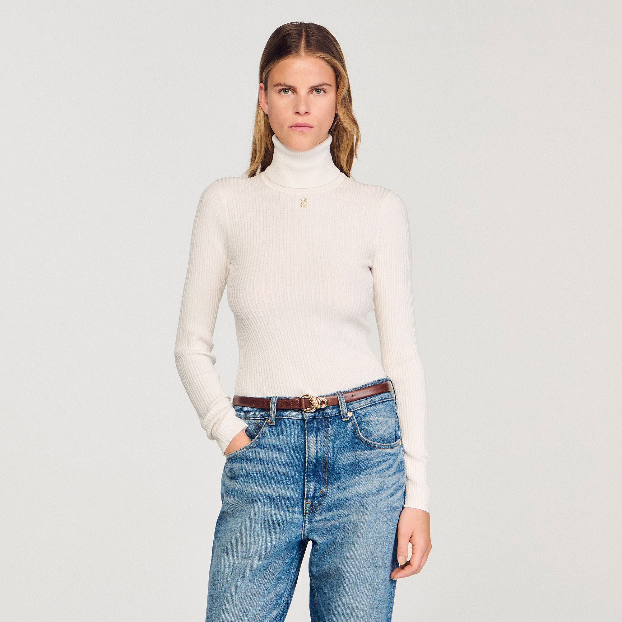Pull col roulé