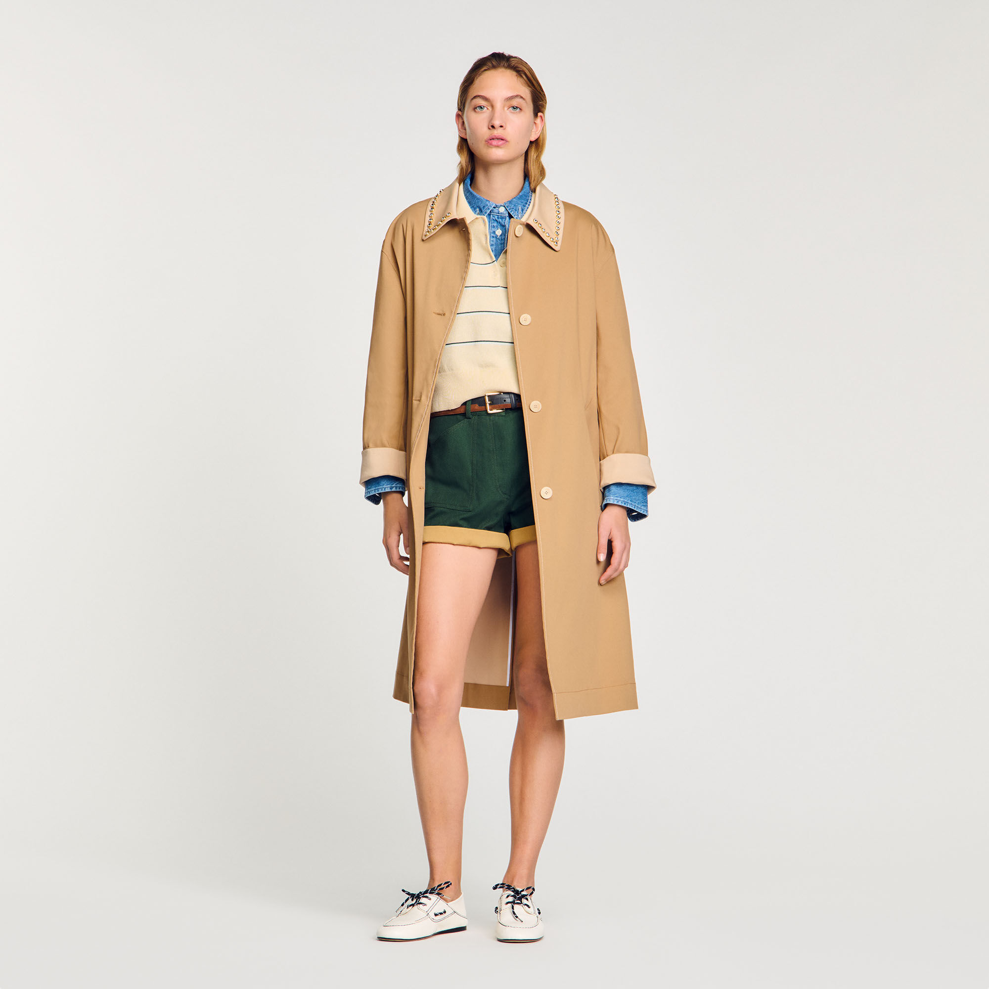 Trench coat with rhinestone collar