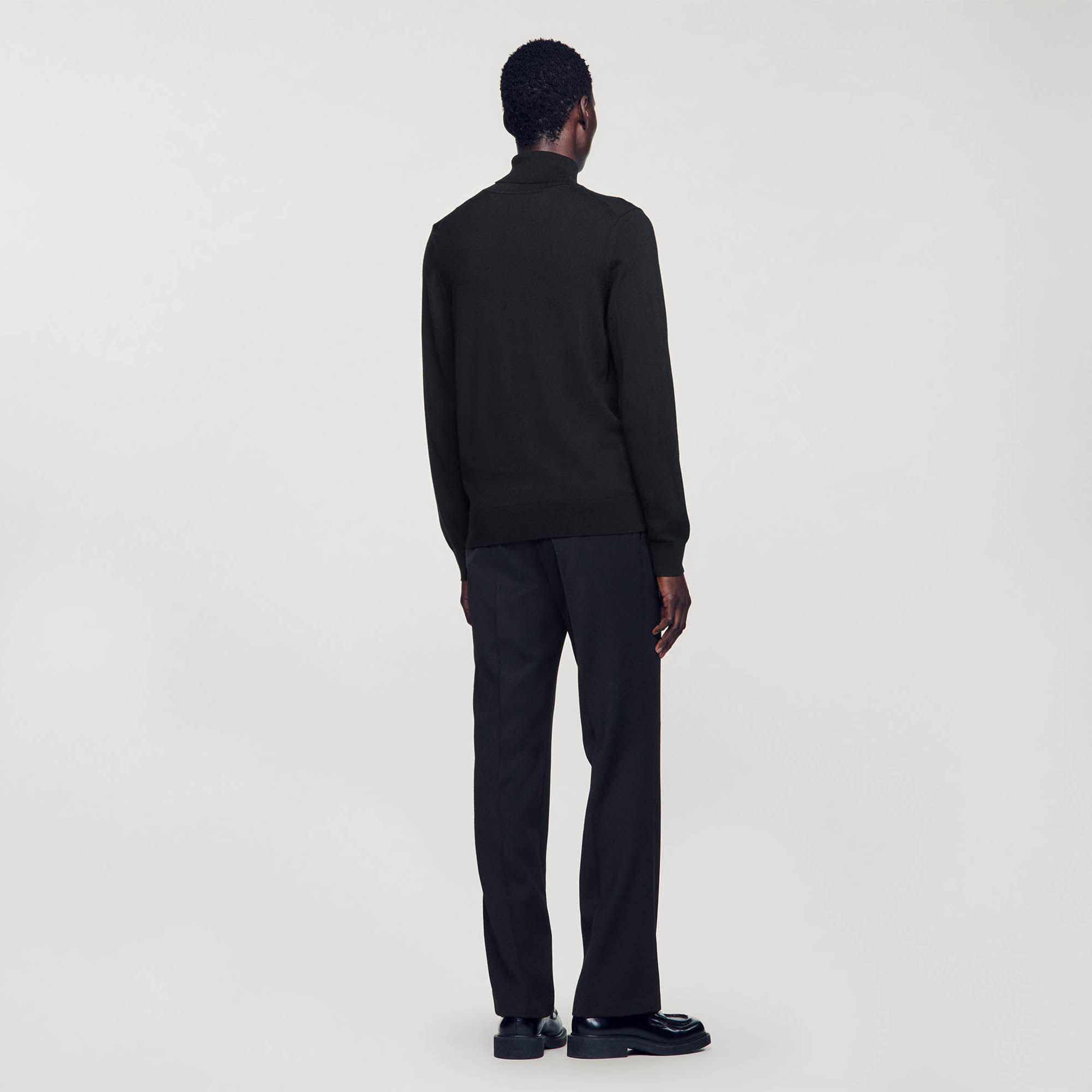 Rollkragenpullover aus Wolle