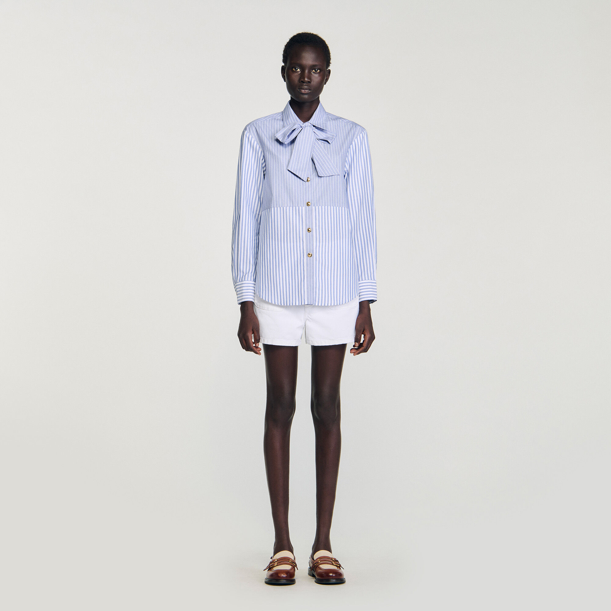 Chemise cravate à rayures 
