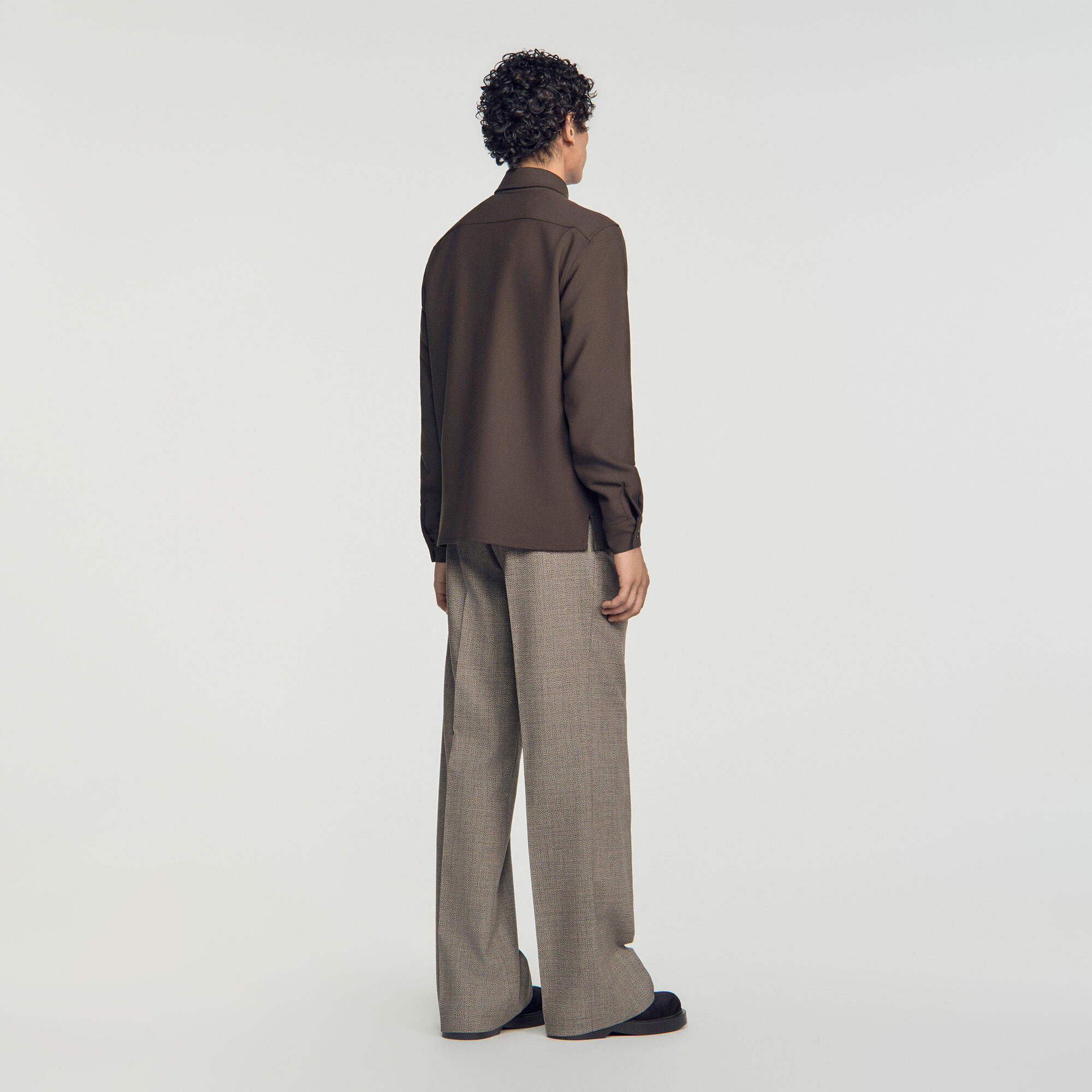 Shirt with patch pockets