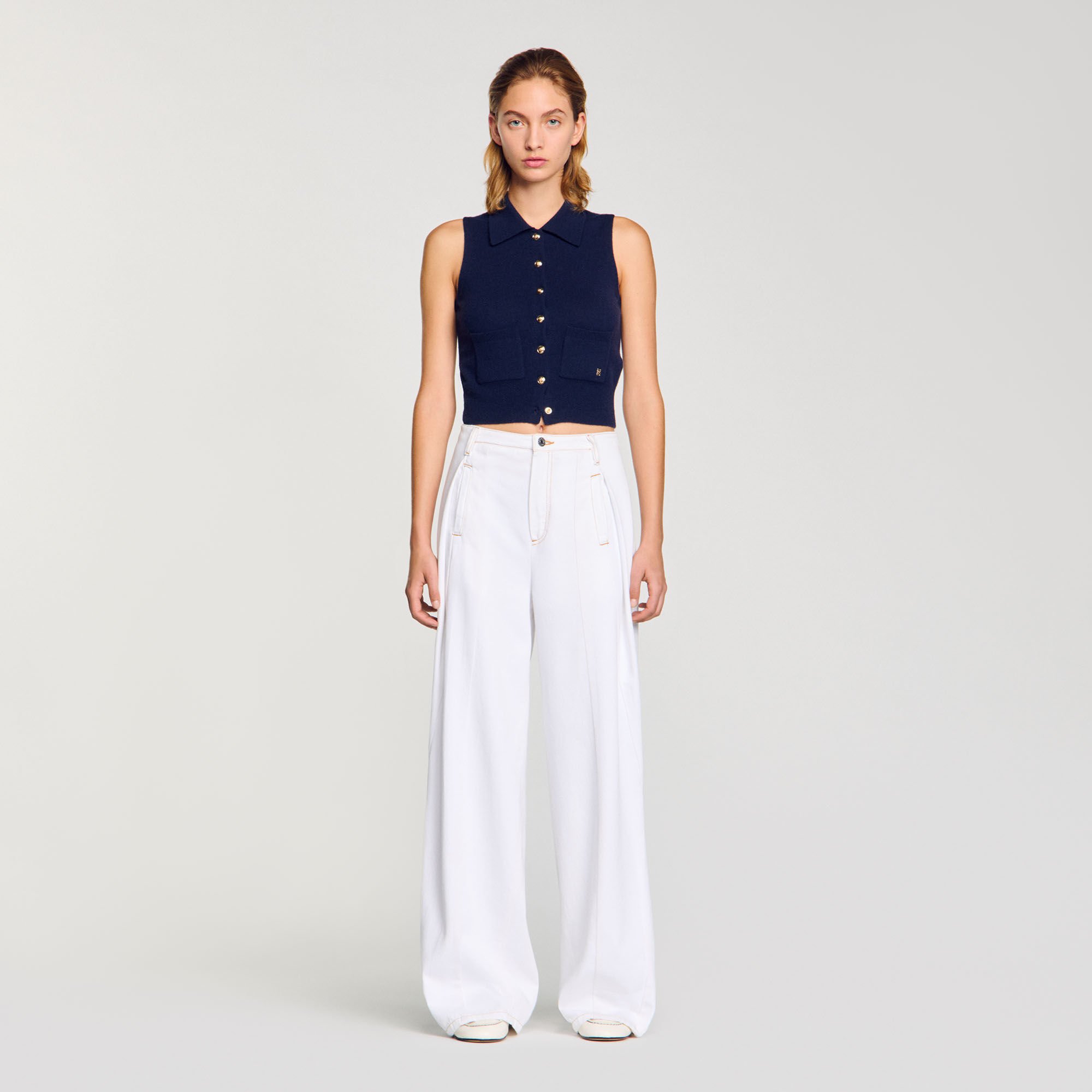 Topstitched wide-leg jeans