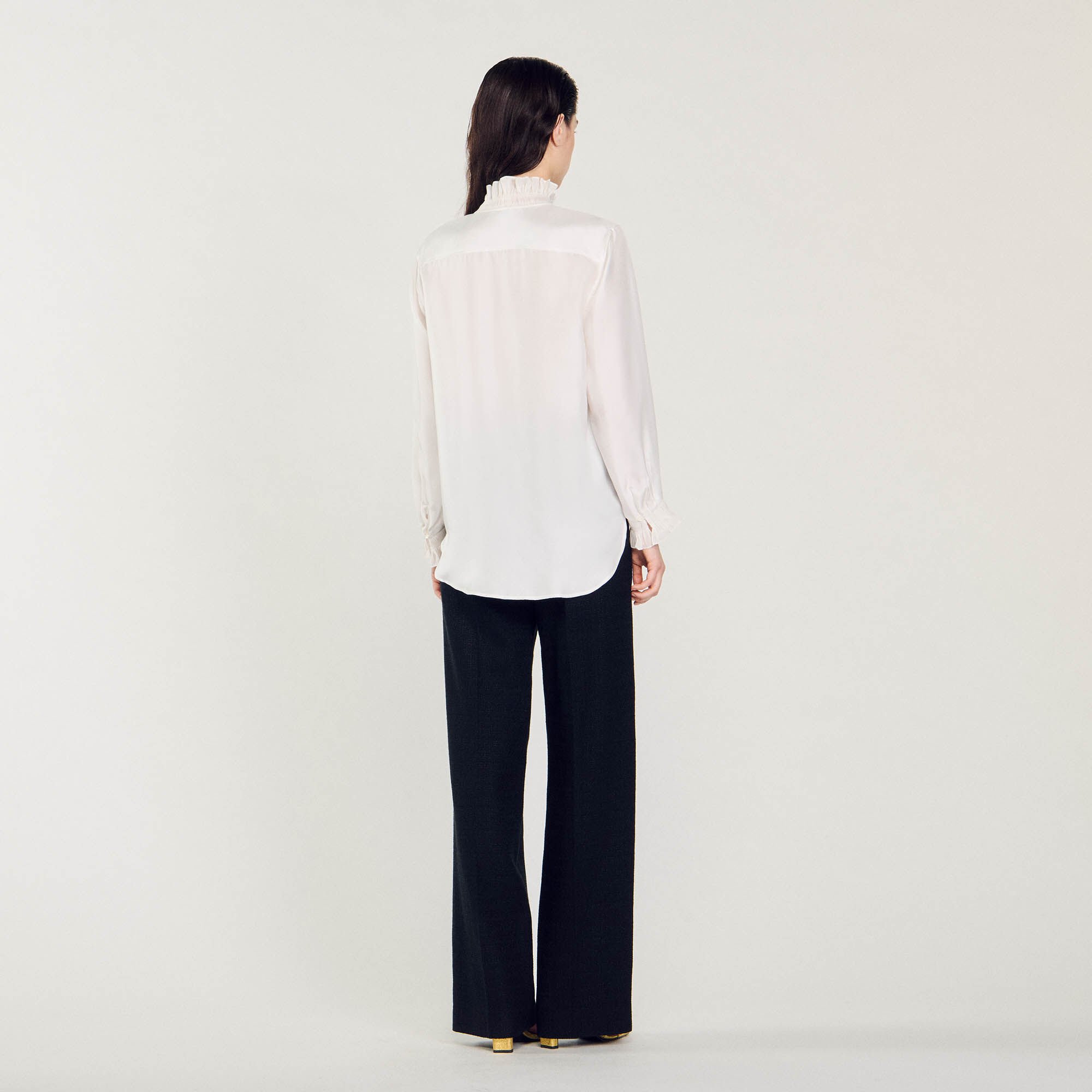 Chemise en soie à col froncé