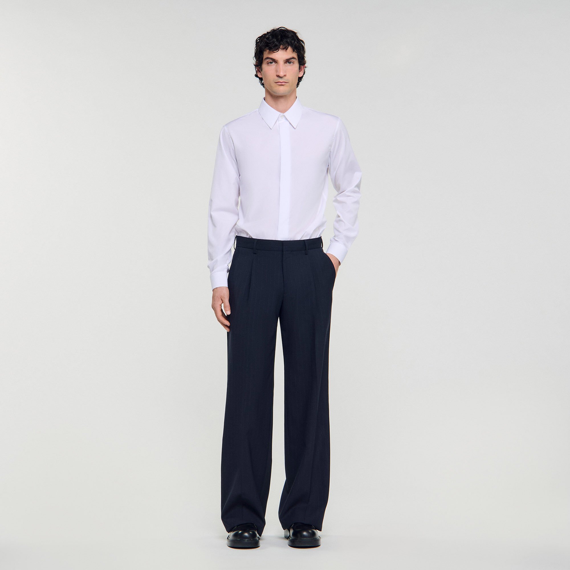 Pantalon large de costume en laine