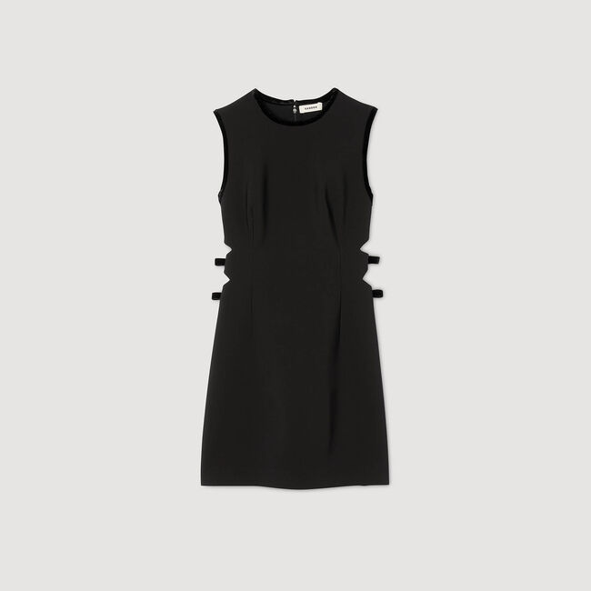Robe courte à découpes