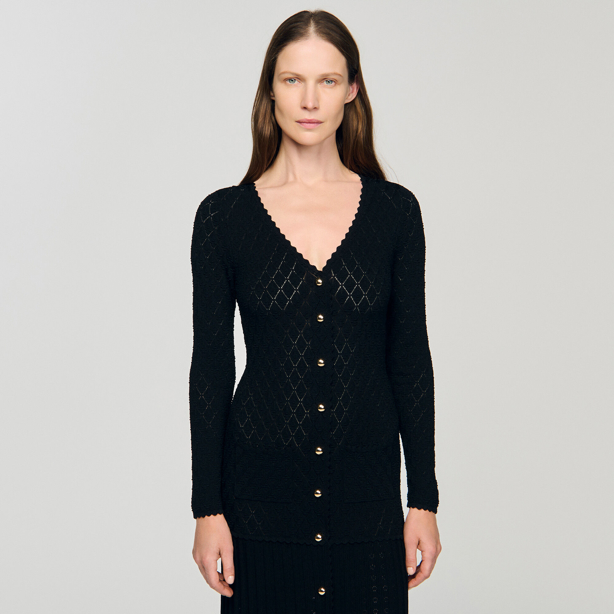Langes Strickkleid mit Ziermuster