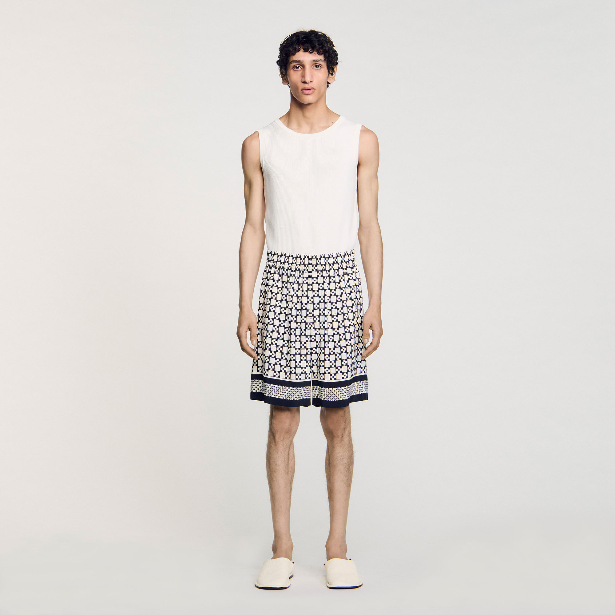 Fließende Bermudashorts mit Print