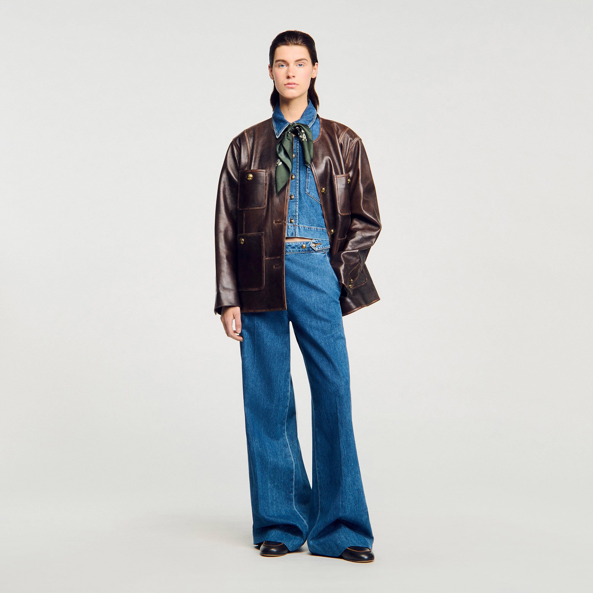 Kurzes Hemd aus Denim