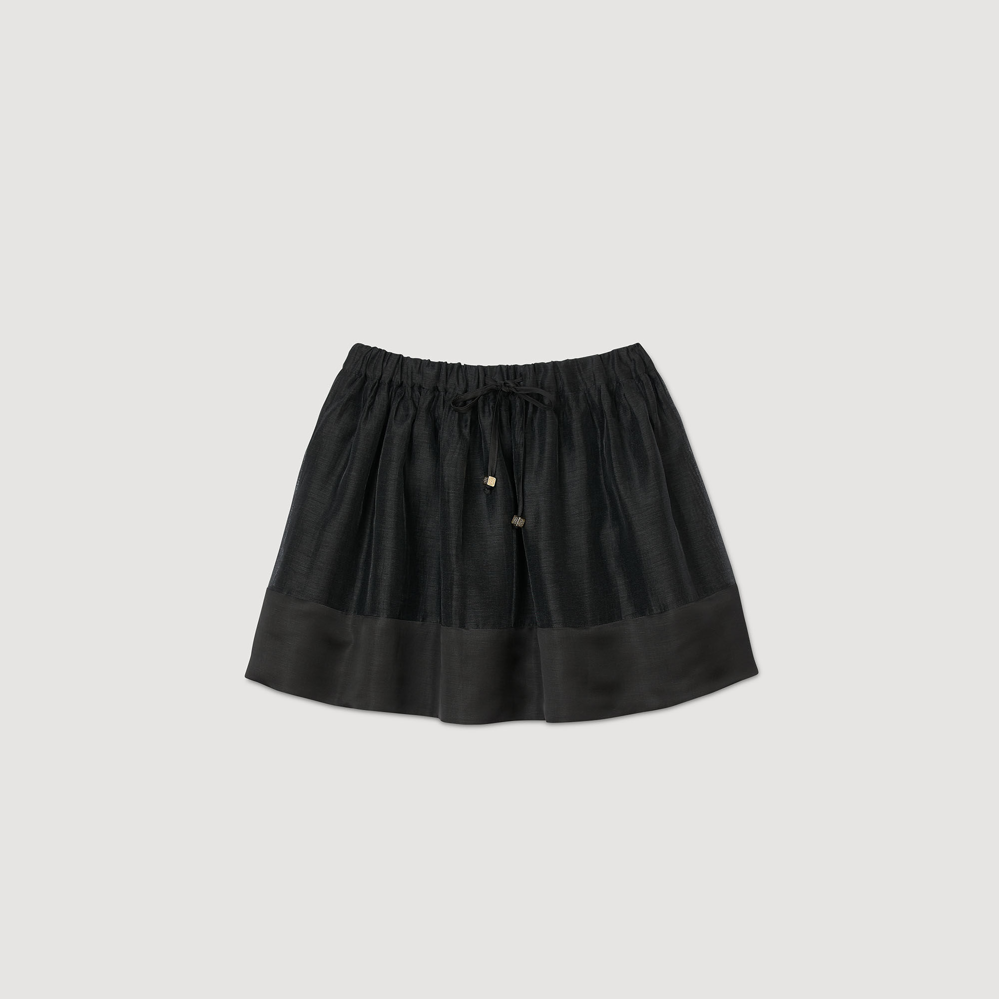Short dual-material skirt