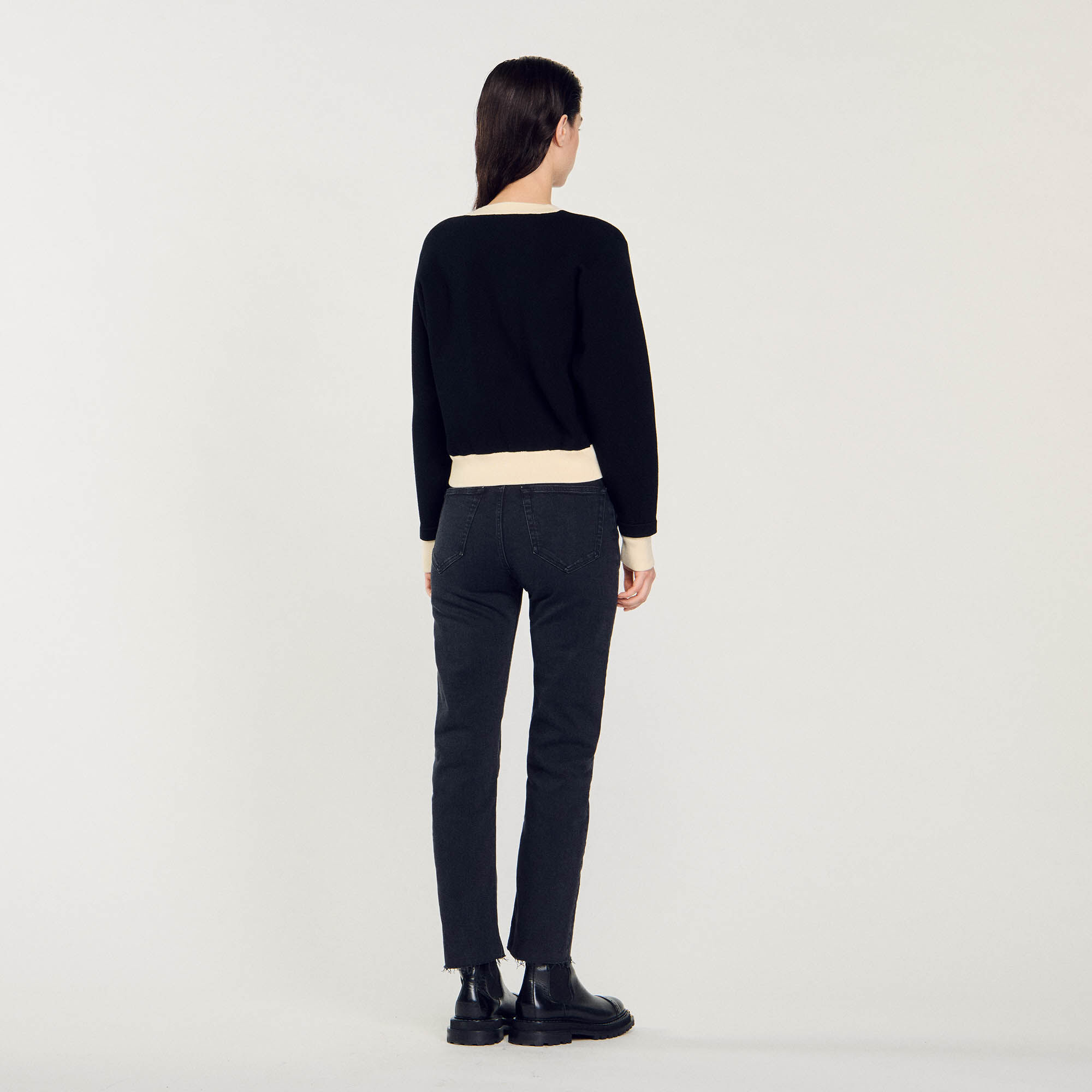 Zweifarbiger Cardigan mit Knöpfen