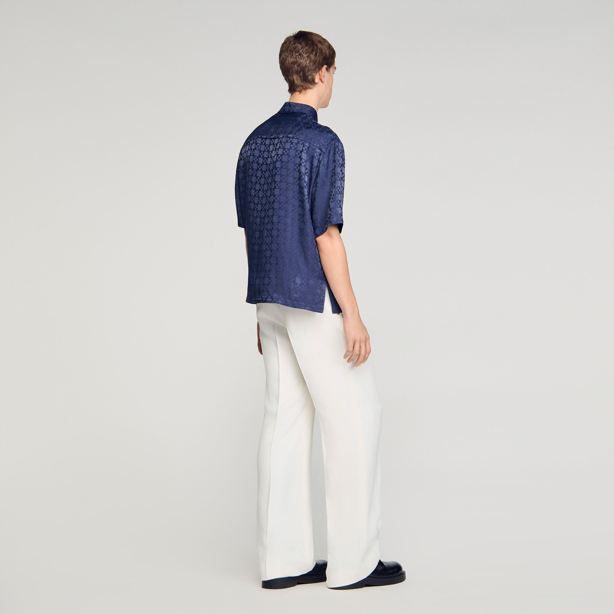 Flie&szlig;endes Hemd Square Cross