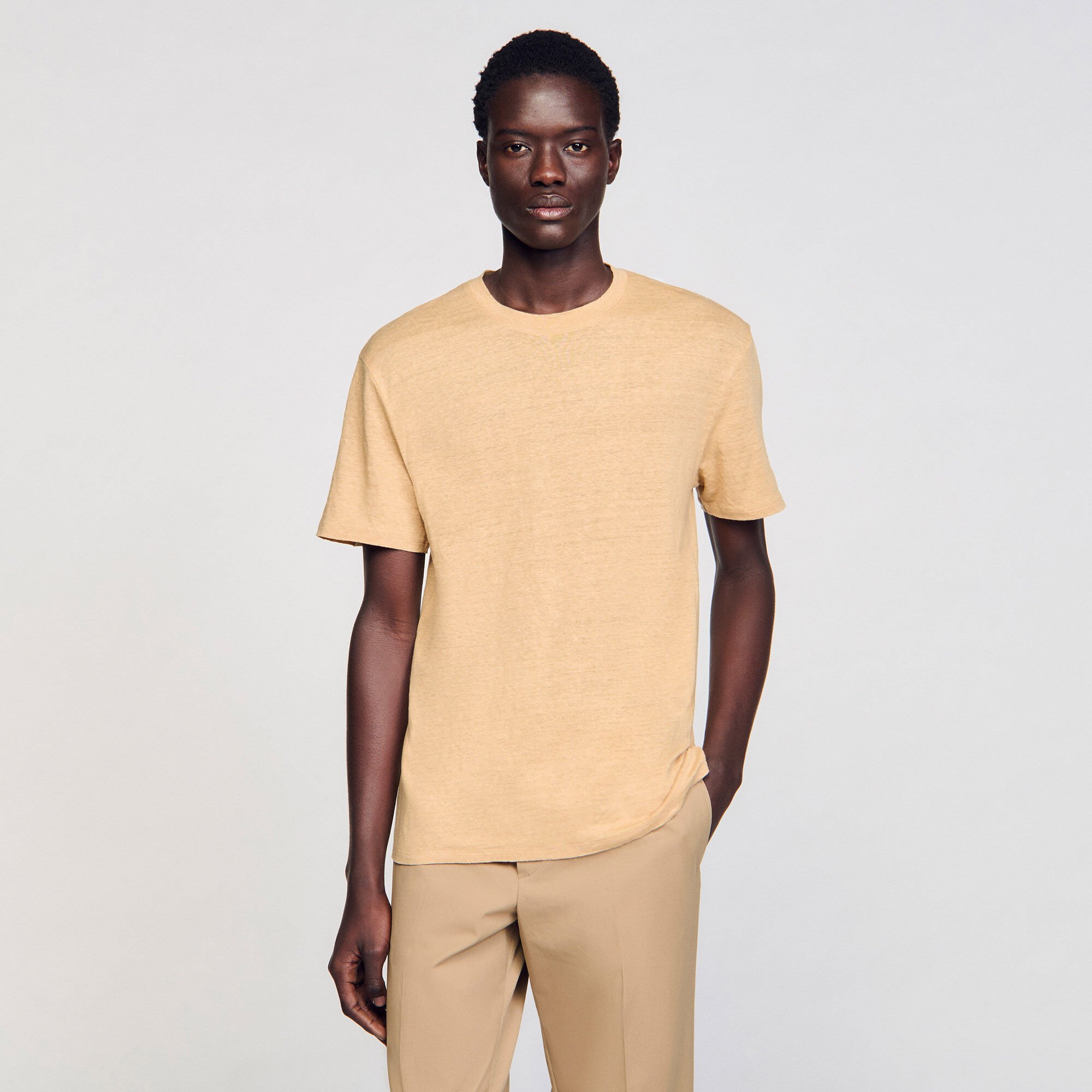 Certified linen T-shirt