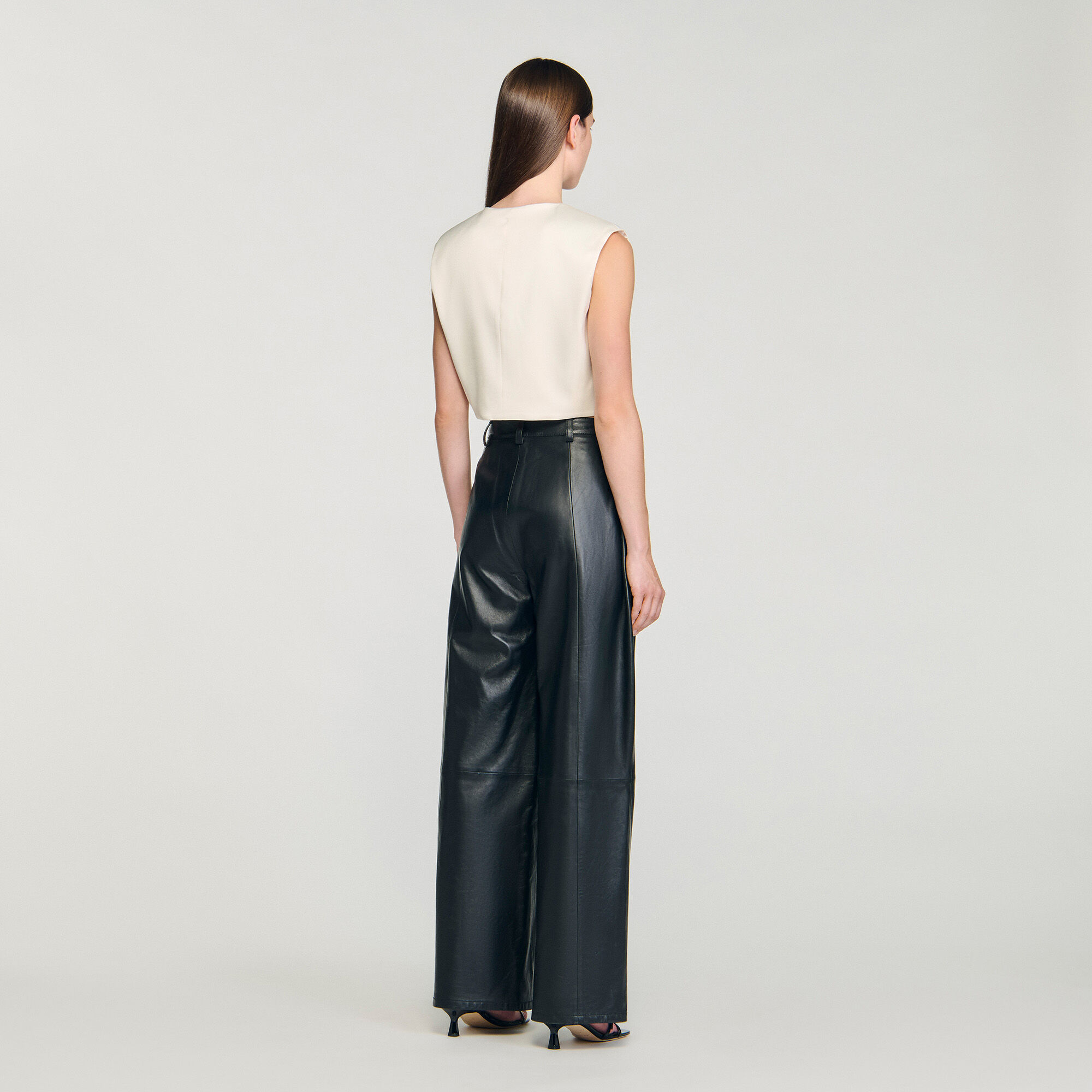 Kurzes Satin-Top