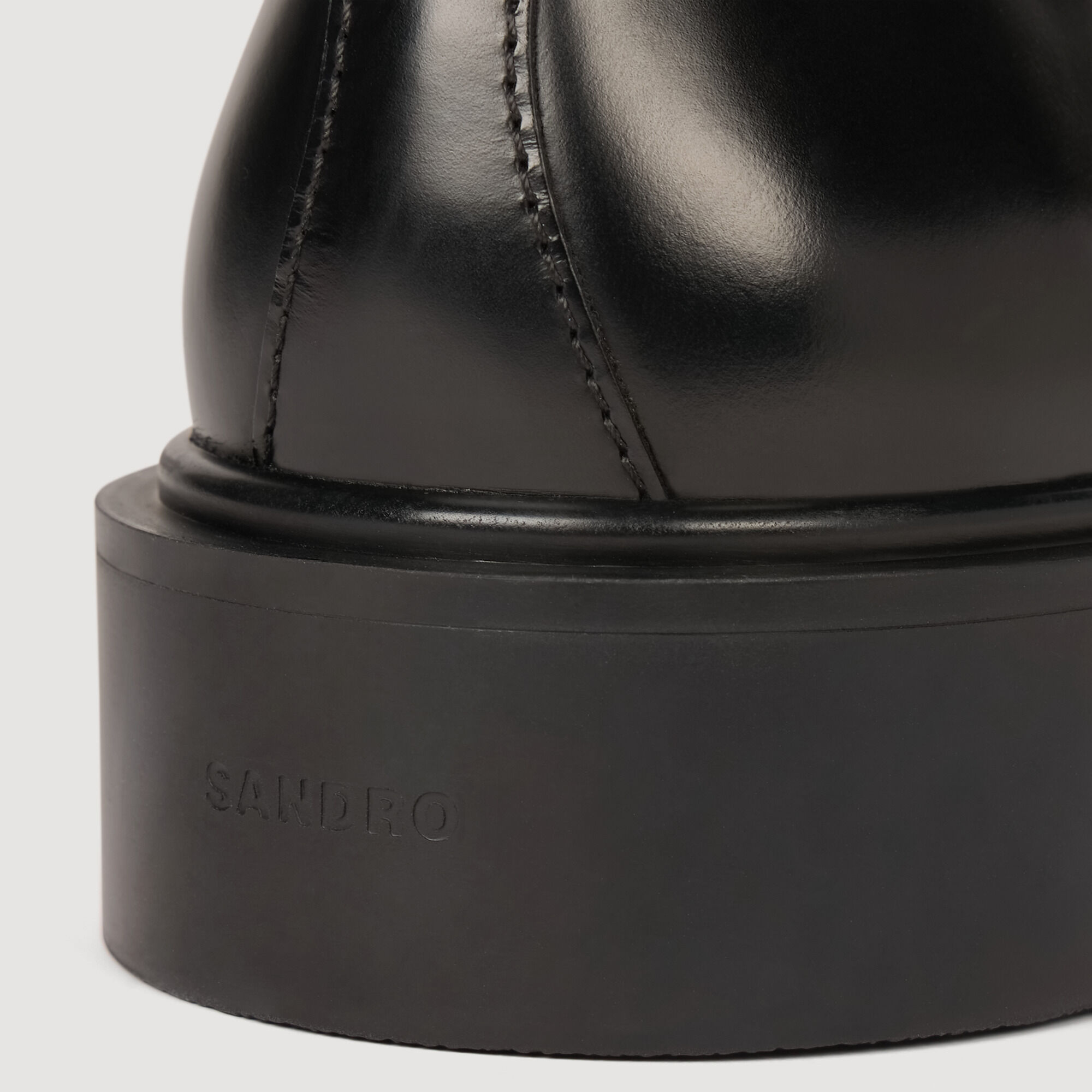 Derbies en cuir glac&eacute;