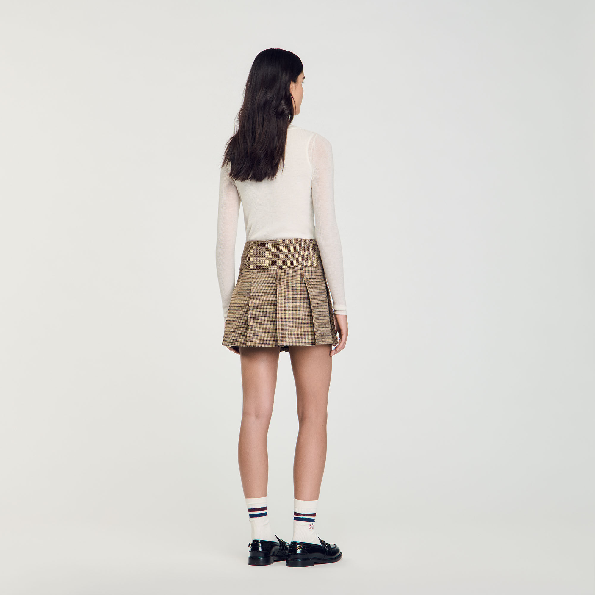 Pleated micro houndstooth skirt