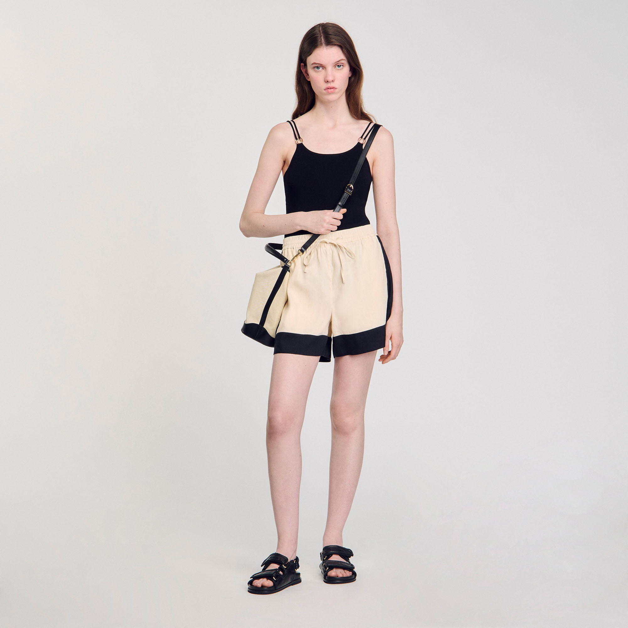 Tangoso canvas bucket bag