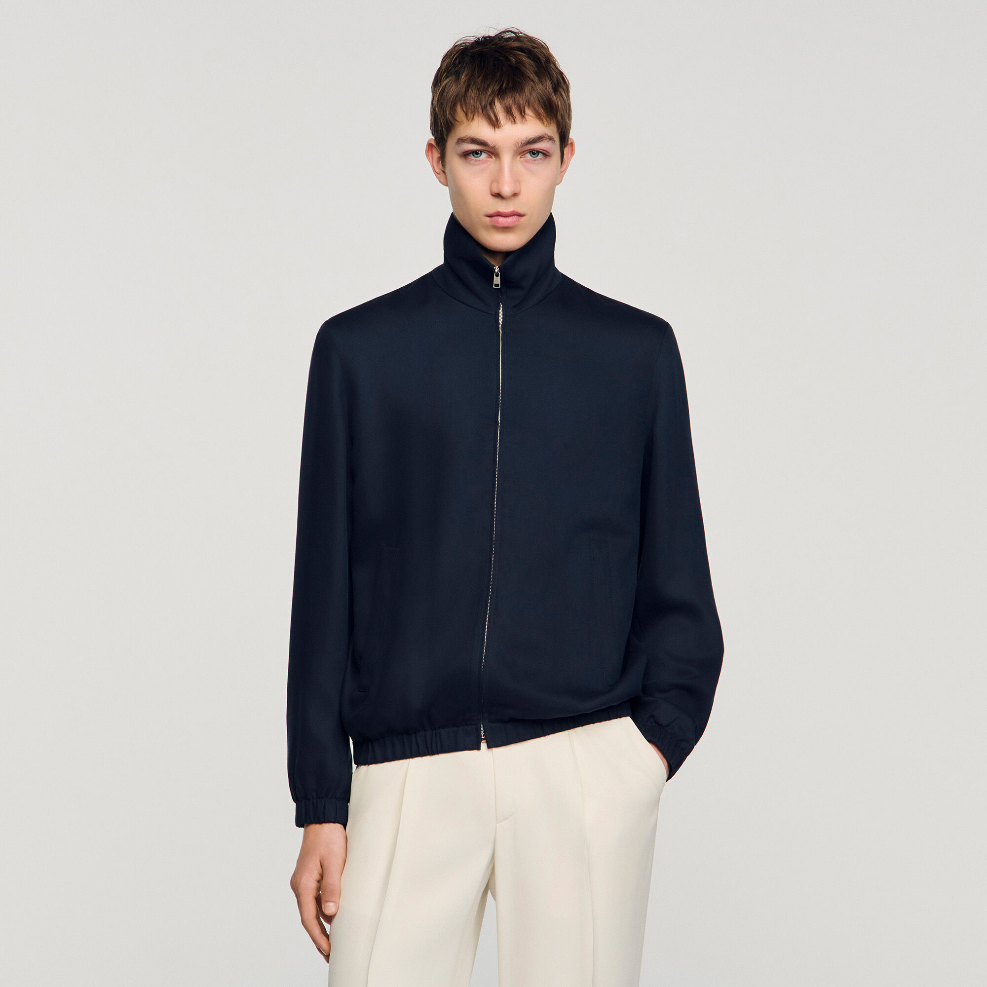 Standing collar zip-up jacket