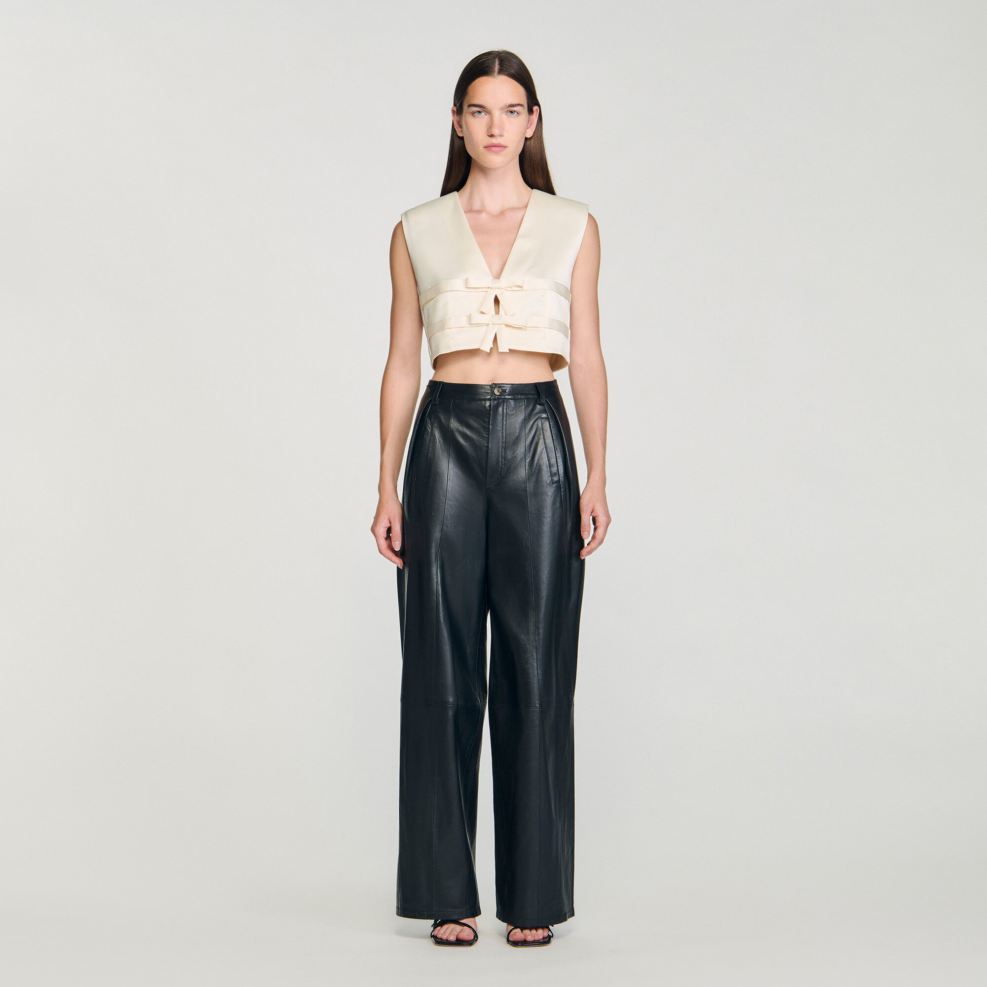 Kurzes Satin-Top