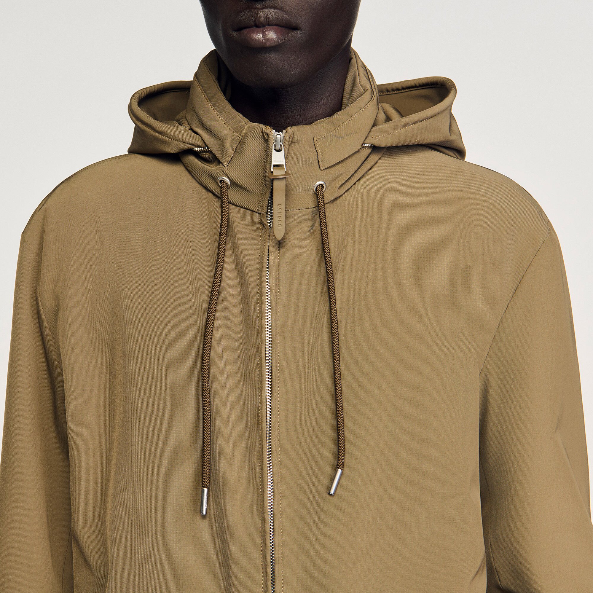 Blouson zippé à capuche