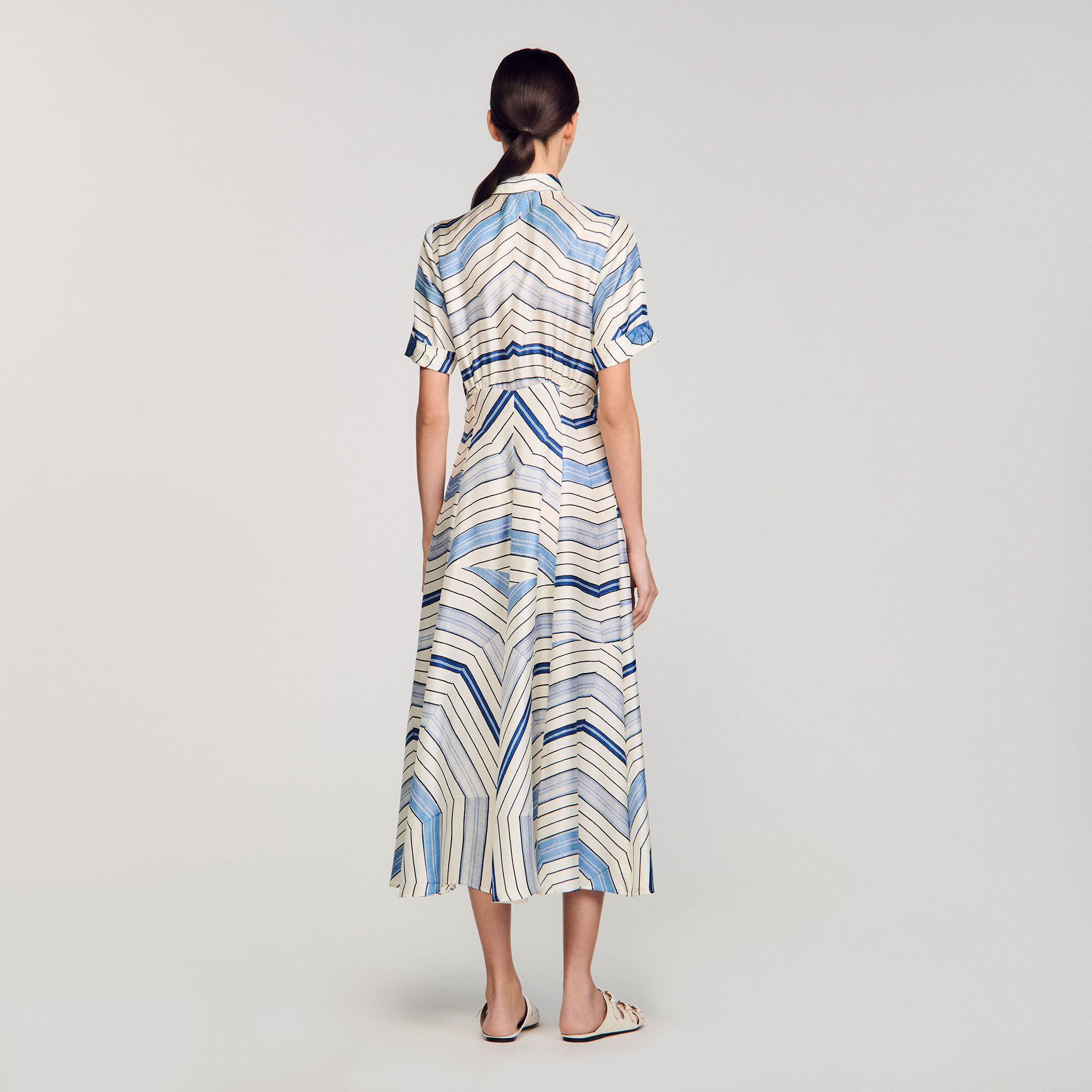 Robe midi en soie imprimé spirales