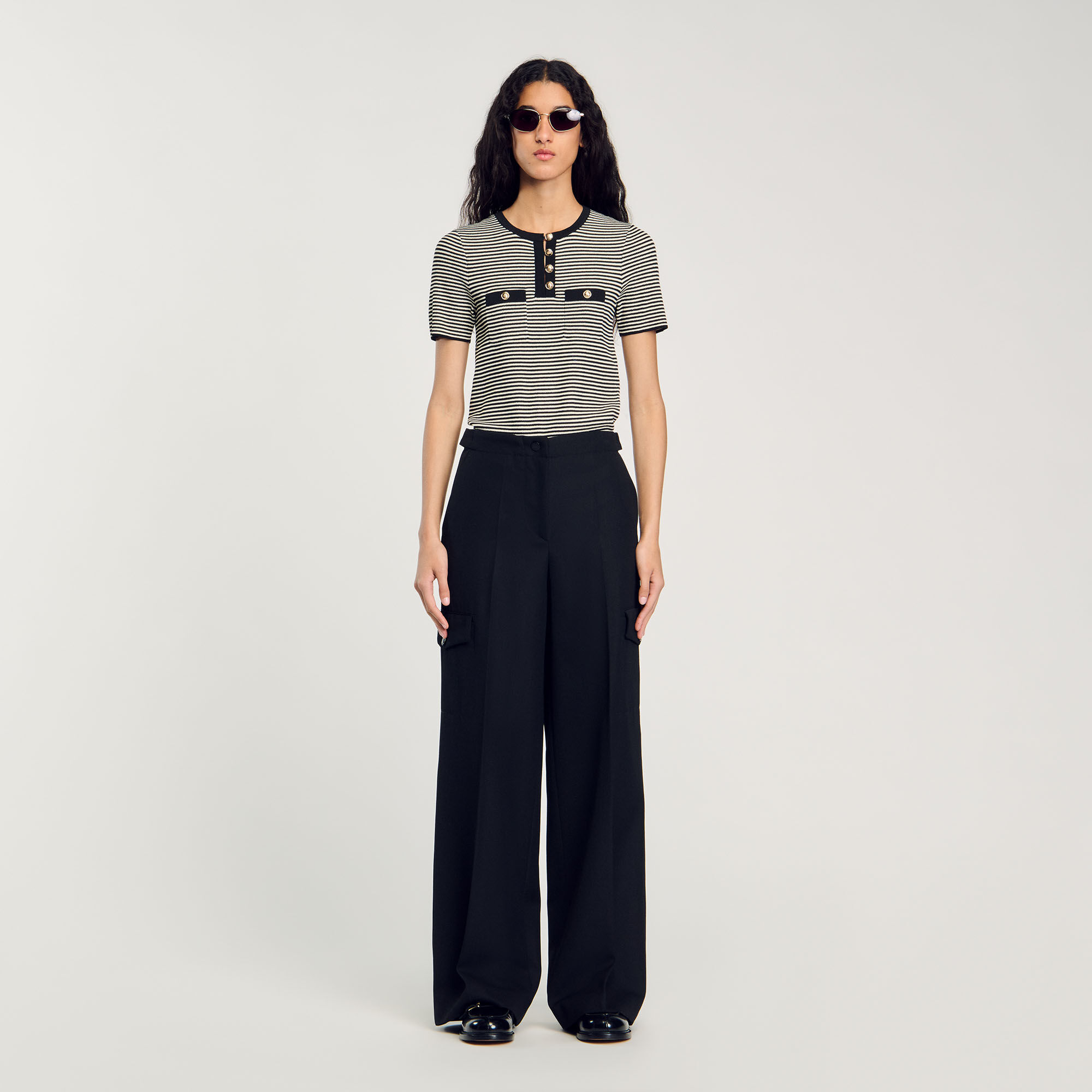 Wide-leg trousers