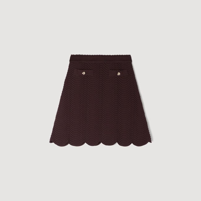 Short decorative knit skirt
