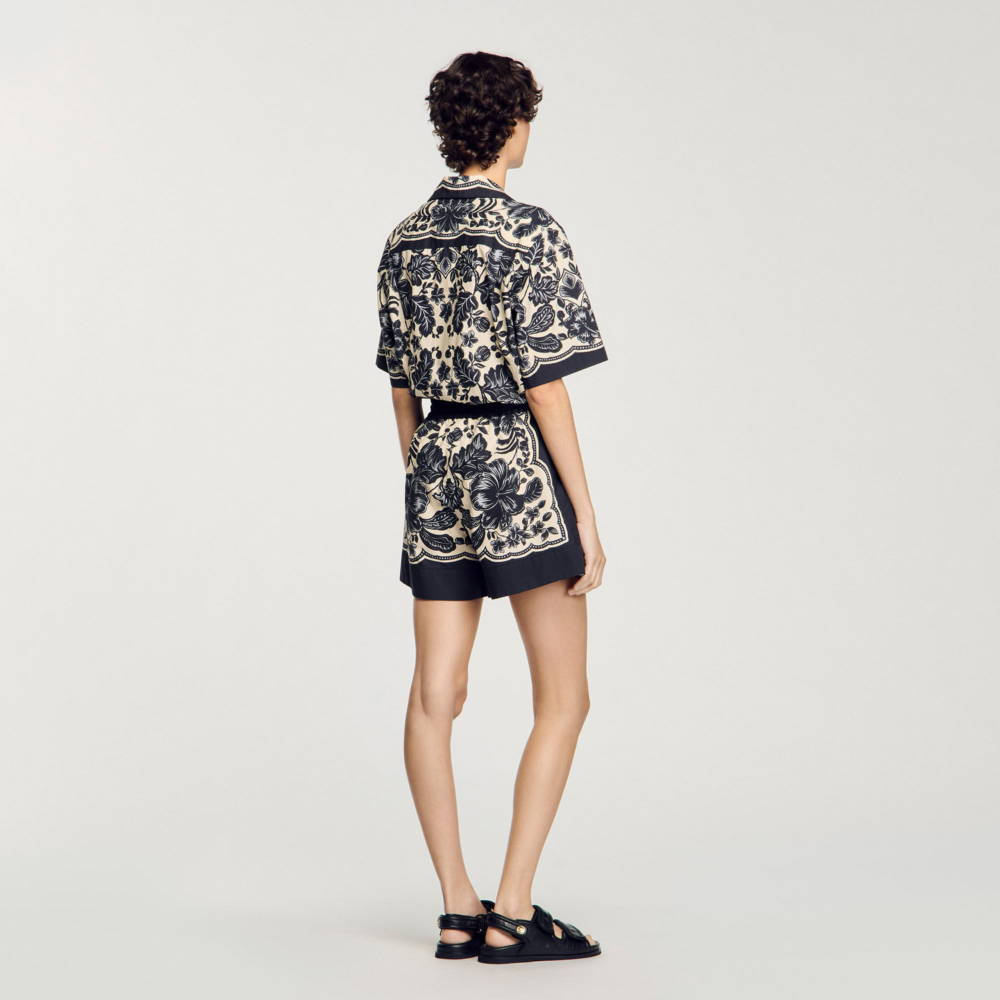 Short à imprimé fleuri hawaïen
