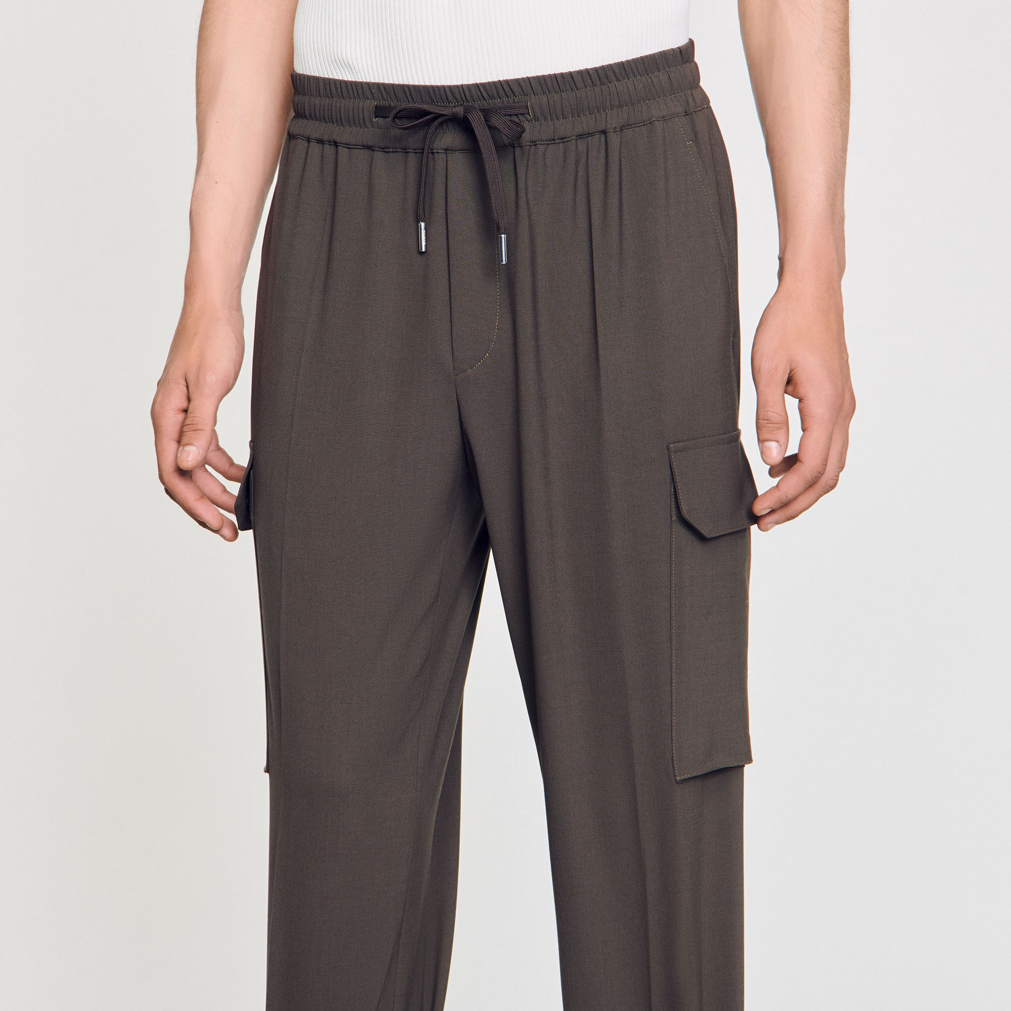 Elasticated cargo trousers
