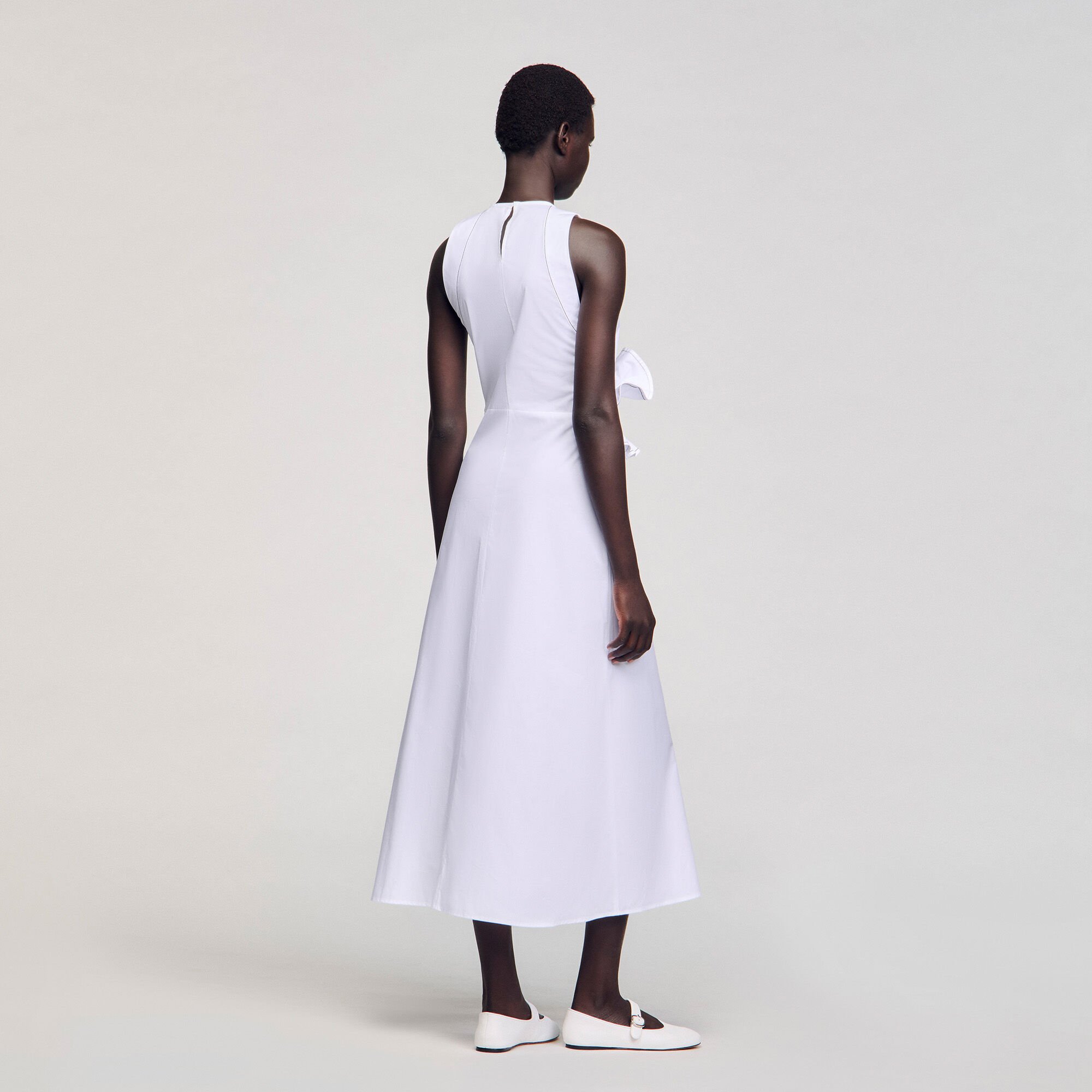 Robe longue à détail volant