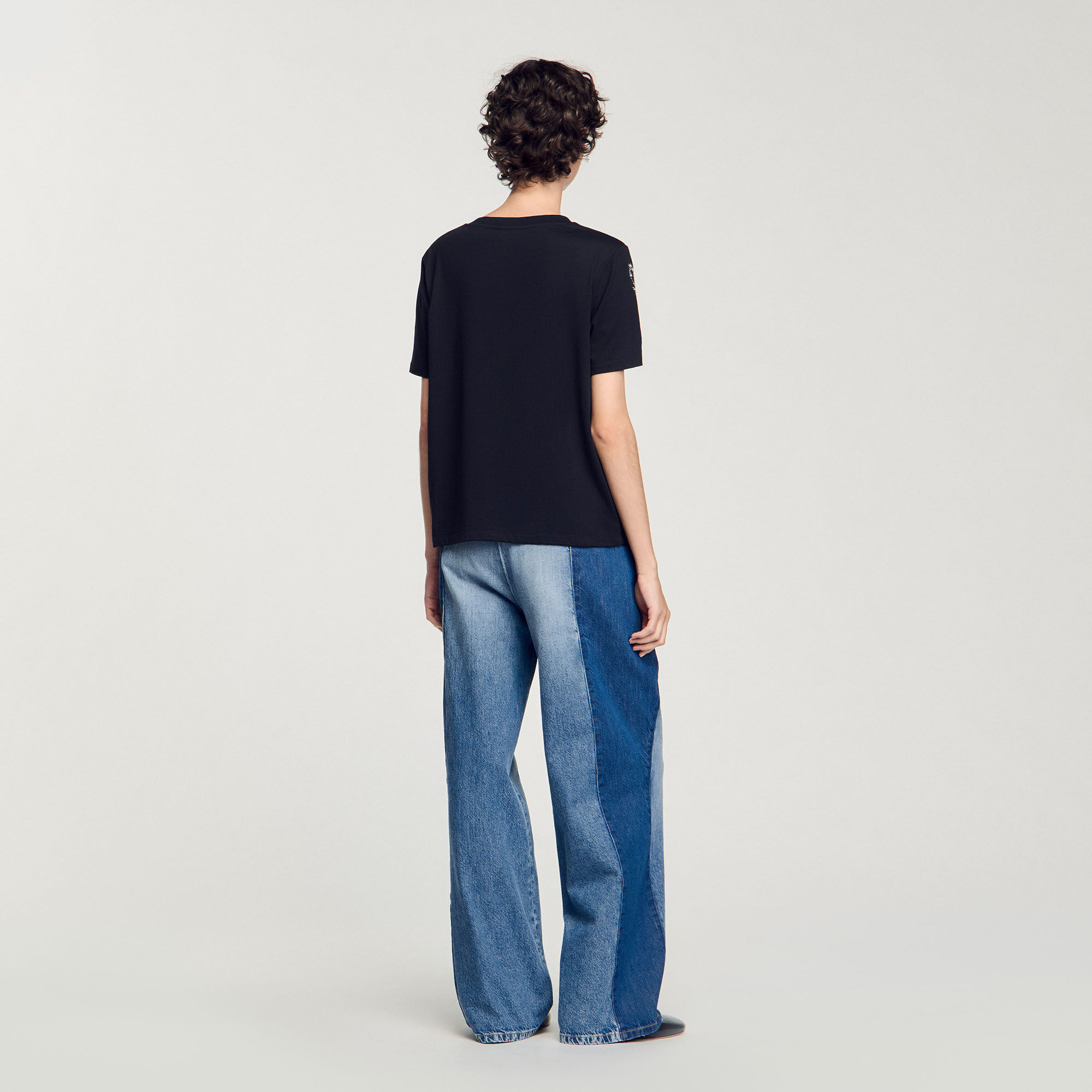 T-shirt à détails brodés