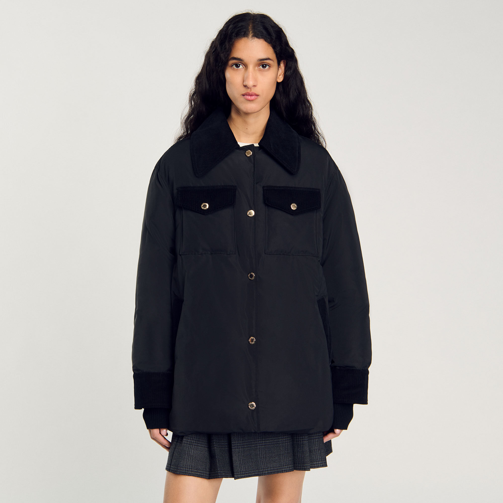Kurze Daunenjacke