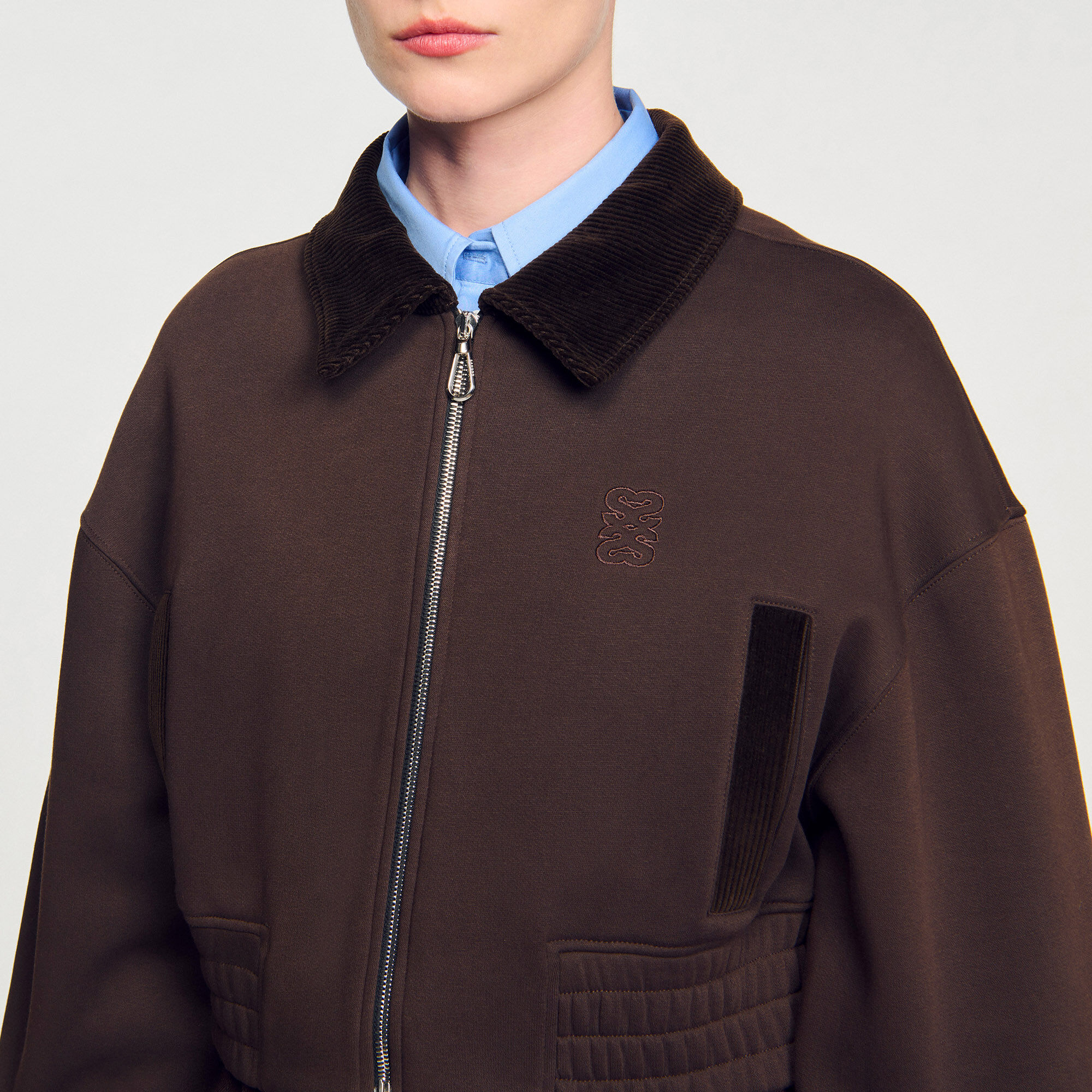 Kurzes Sweatshirt, zwei Materialien