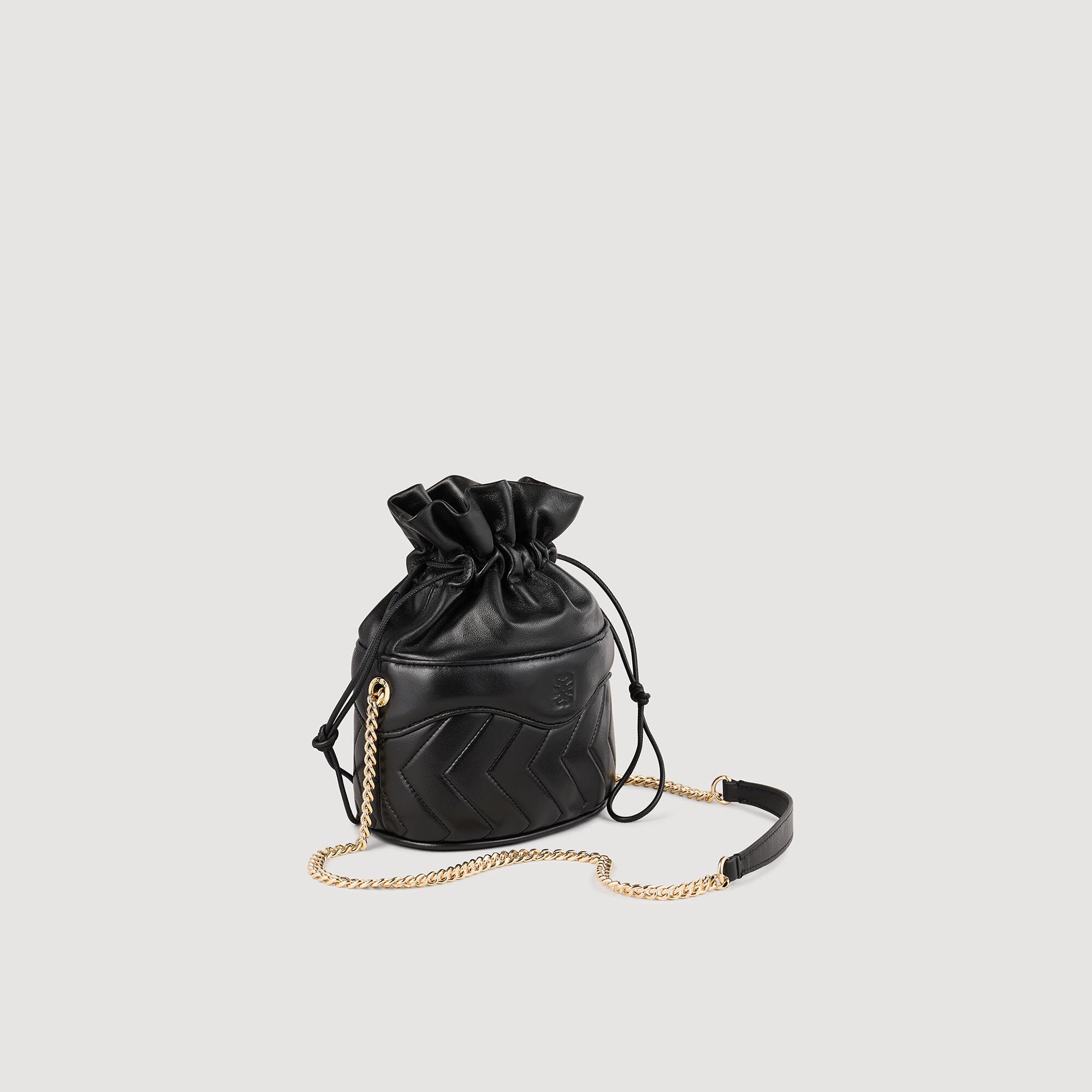 Sac seau Le Bonbon en cuir matelassé