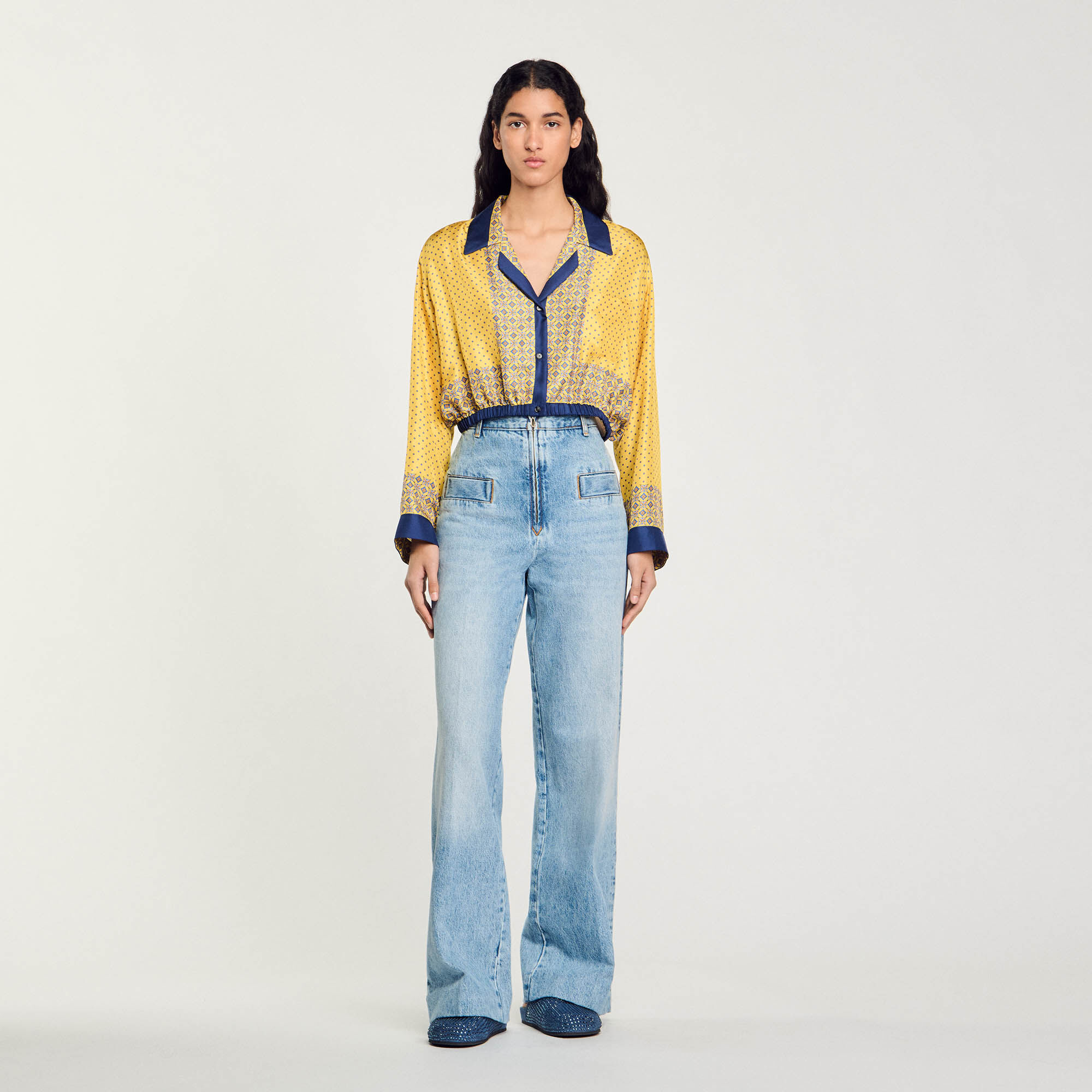Chemise courte en soie imprimée 