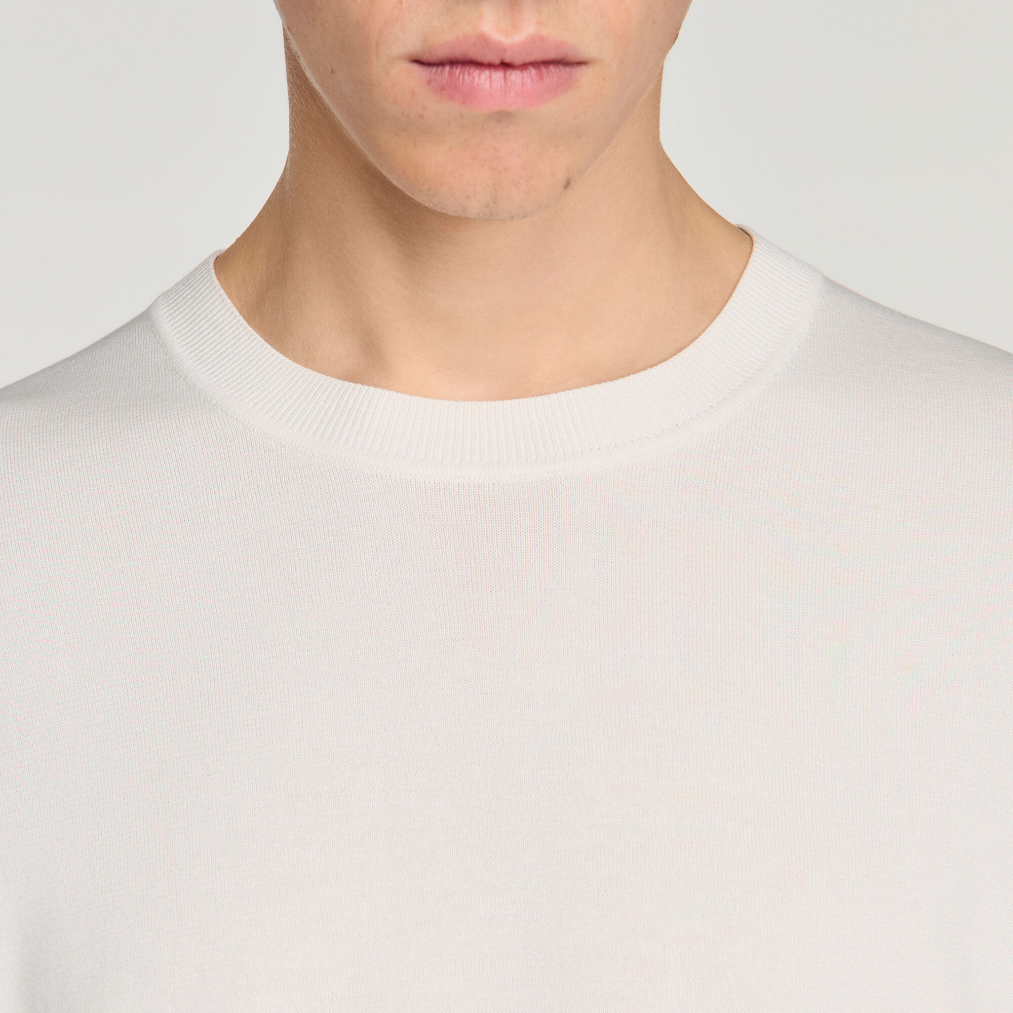 T-Shirt aus Strick