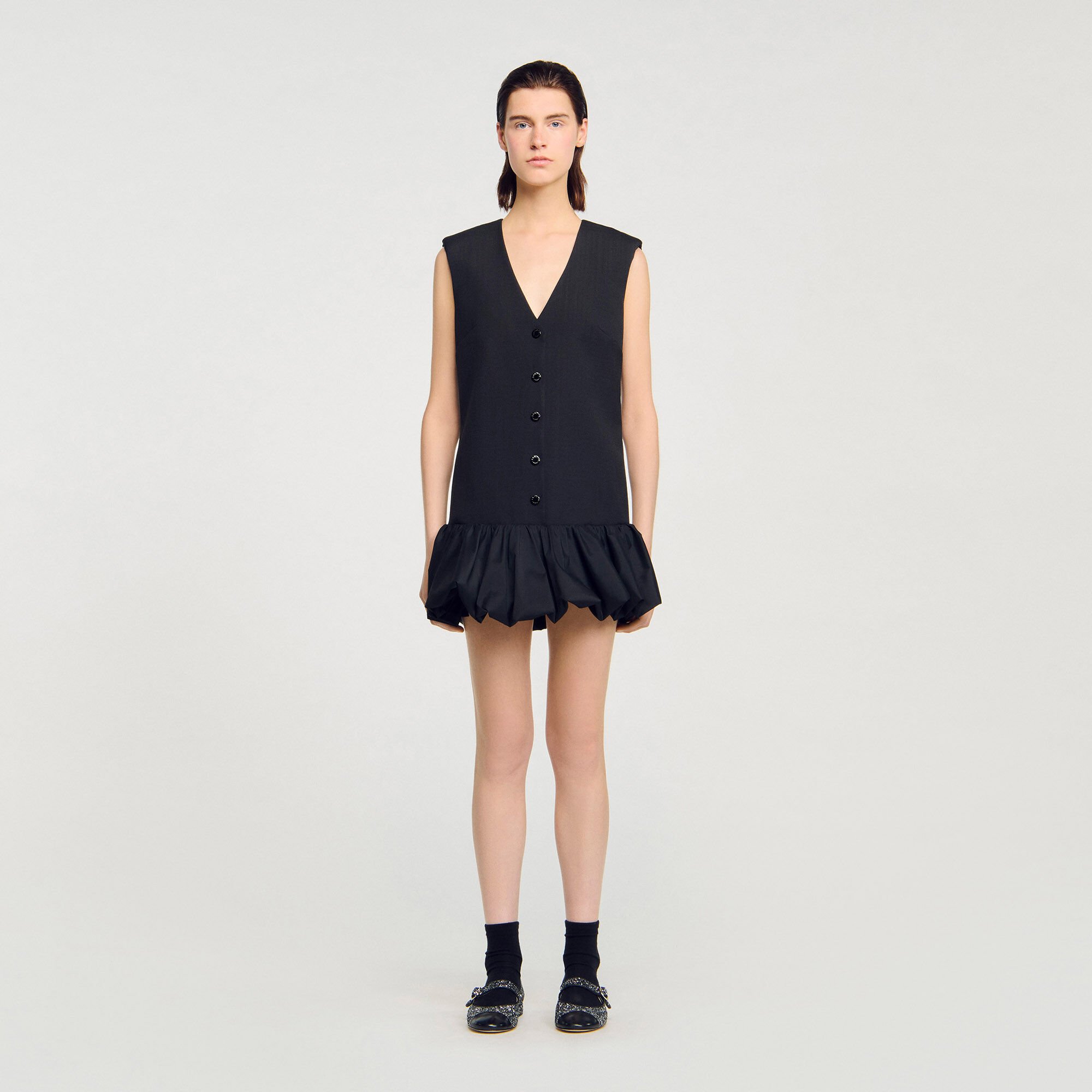 Short tailored dress with ruffle