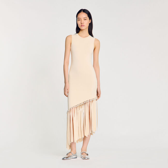 Robe midi en maille frangée et perlée