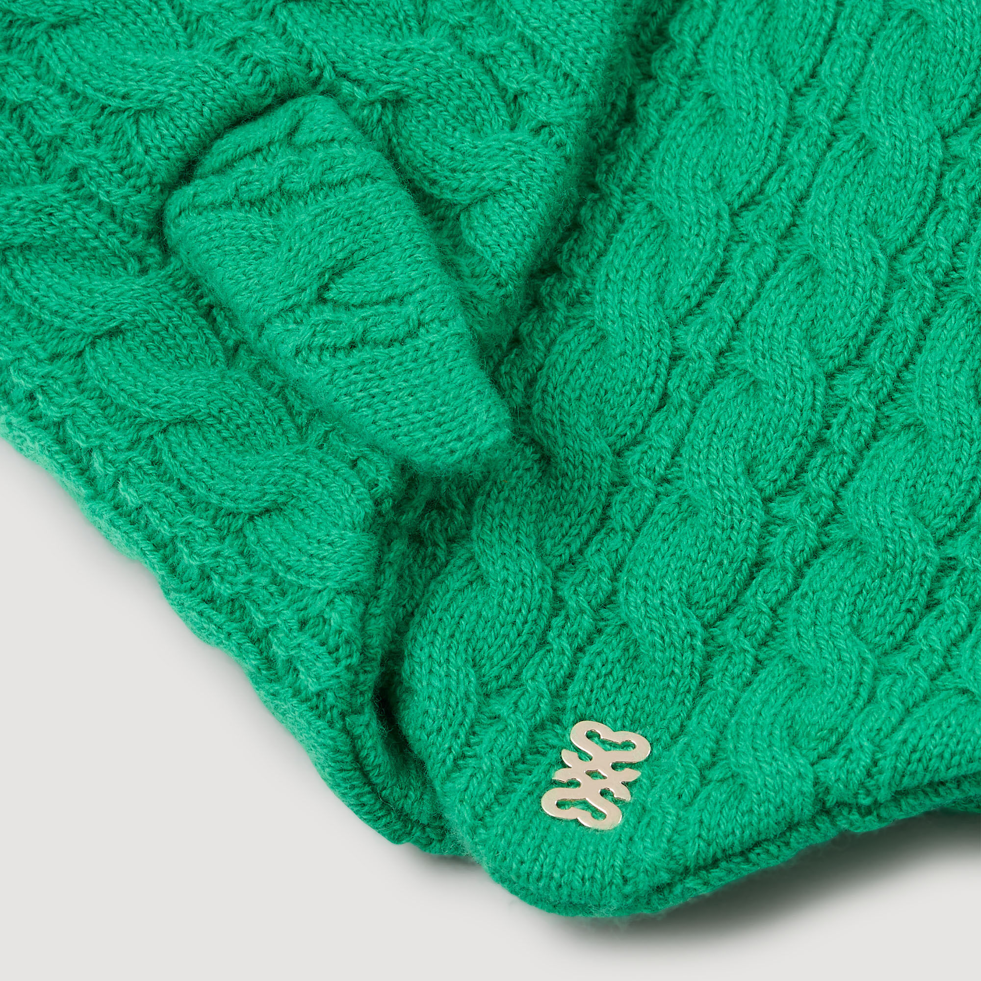 Cable knit bandana Cable knit bandana