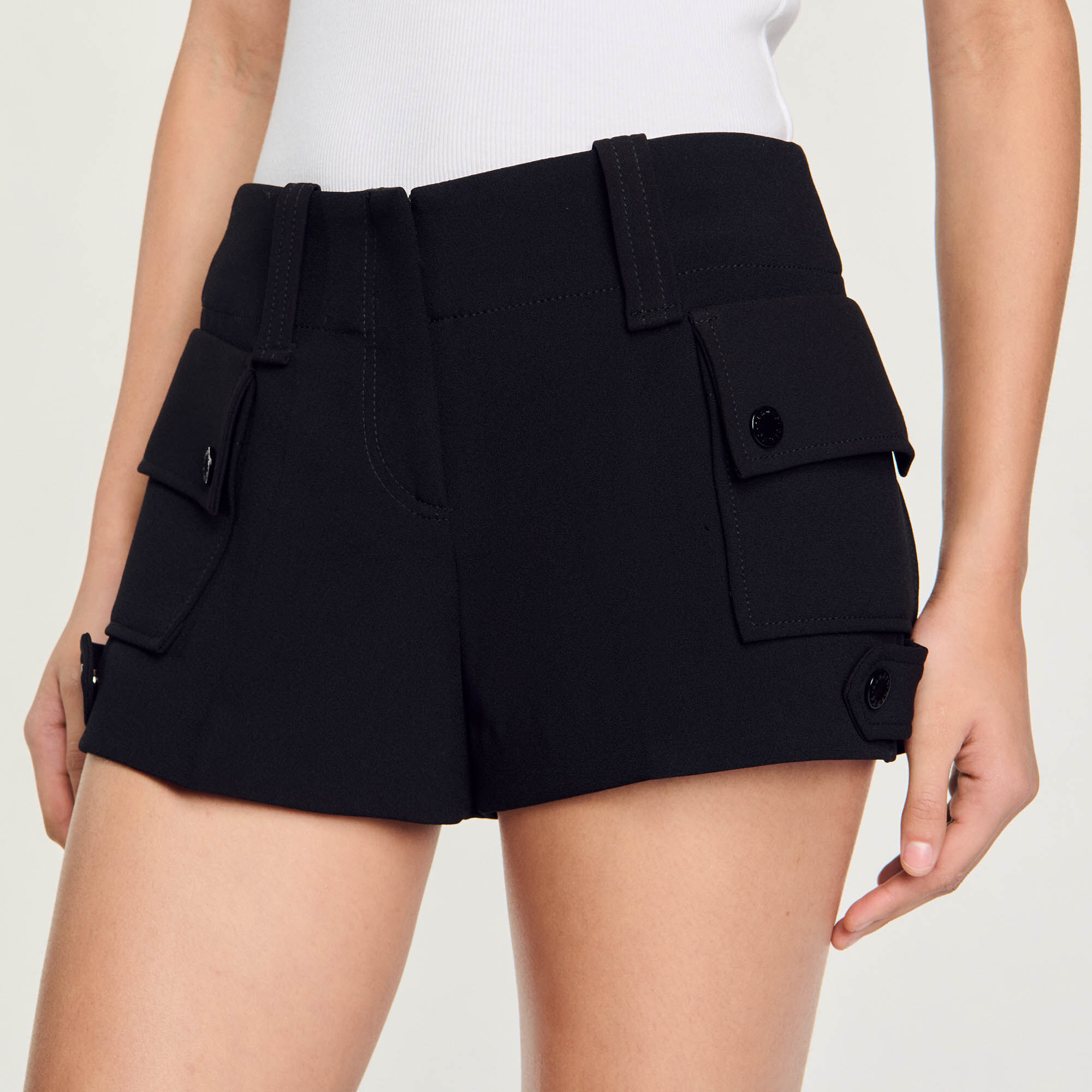 Short cargo