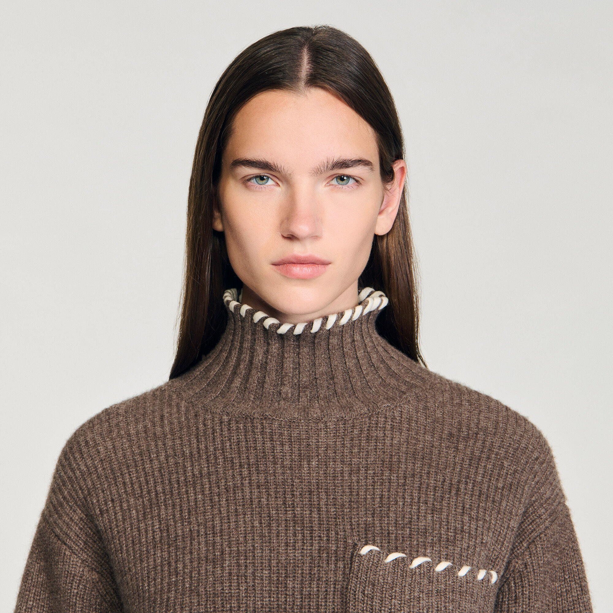 Weiter Rollkragenpullover
