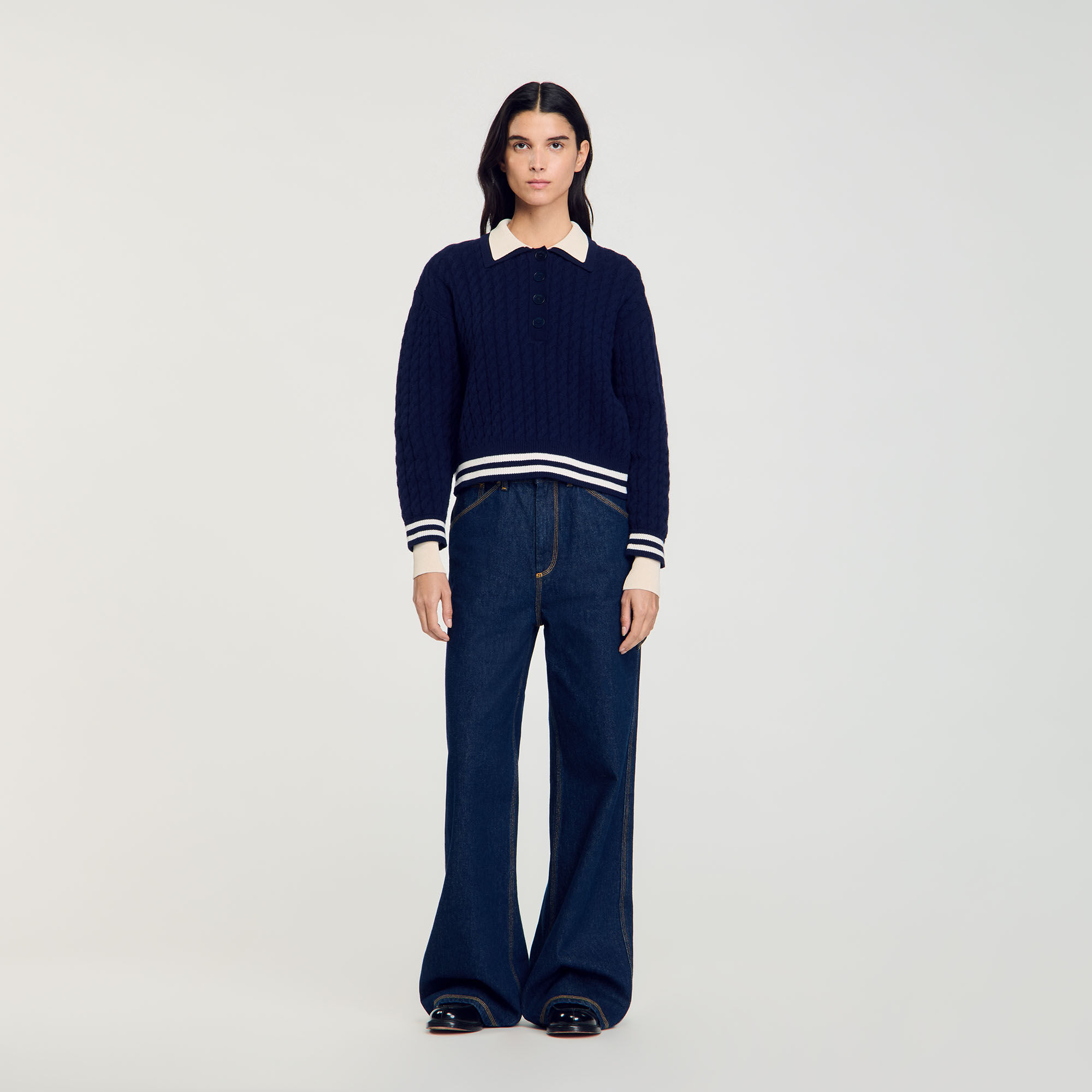 Strickpullover mit Zopfmuster