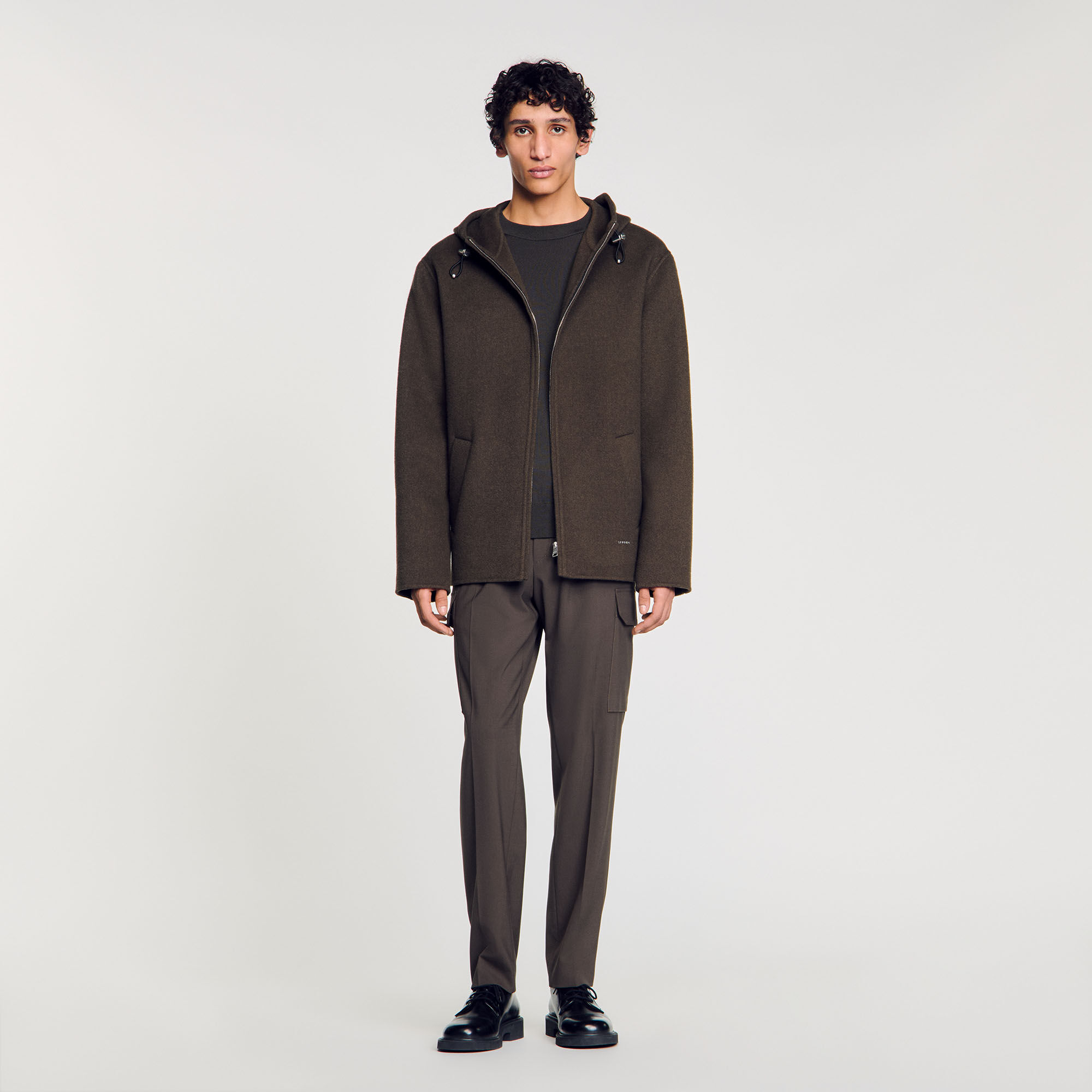 Windjacke mit Kapuze