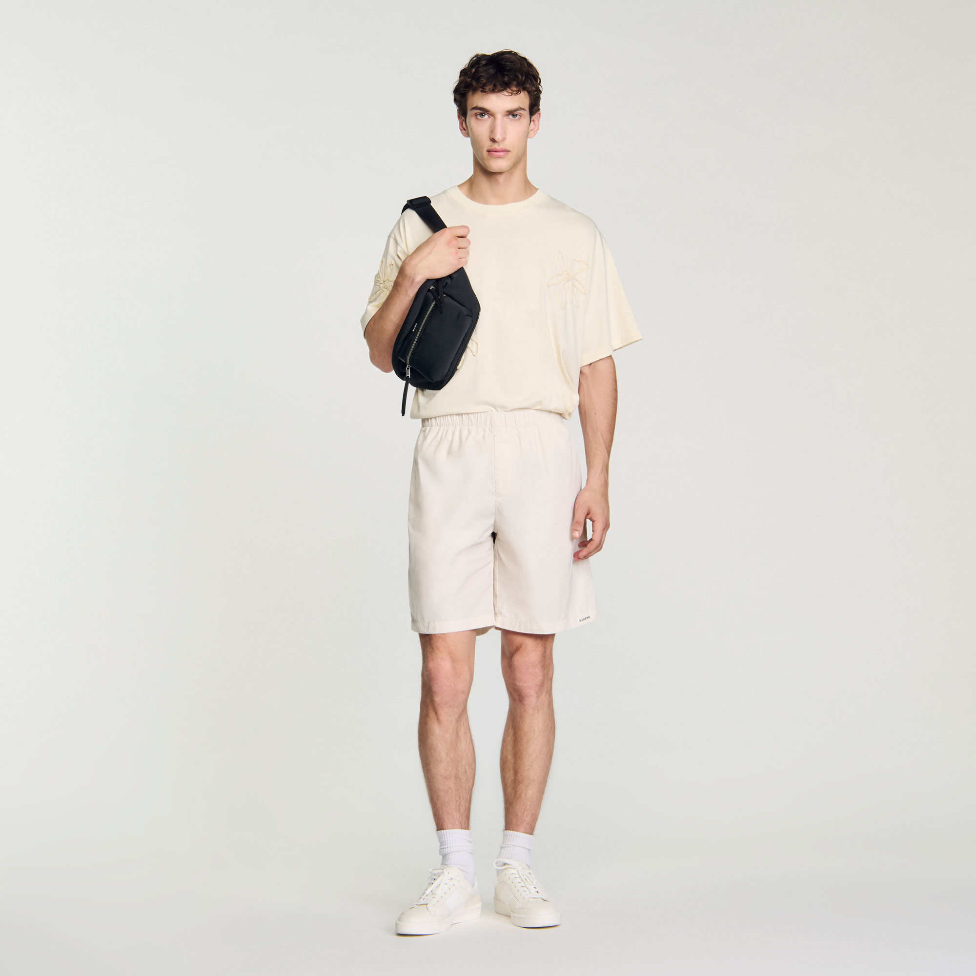 Bermudashorts aus technischem Gewebe