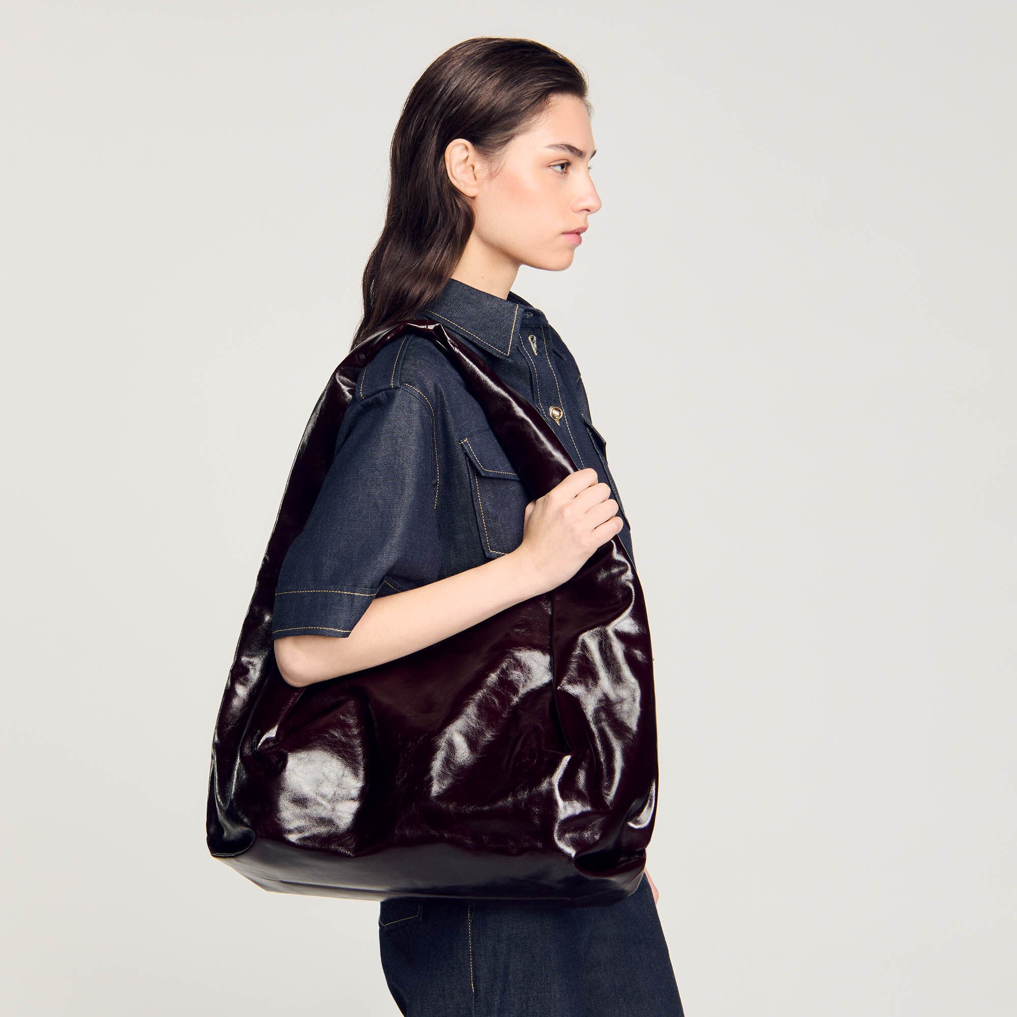 Grand sac en cuir brillant