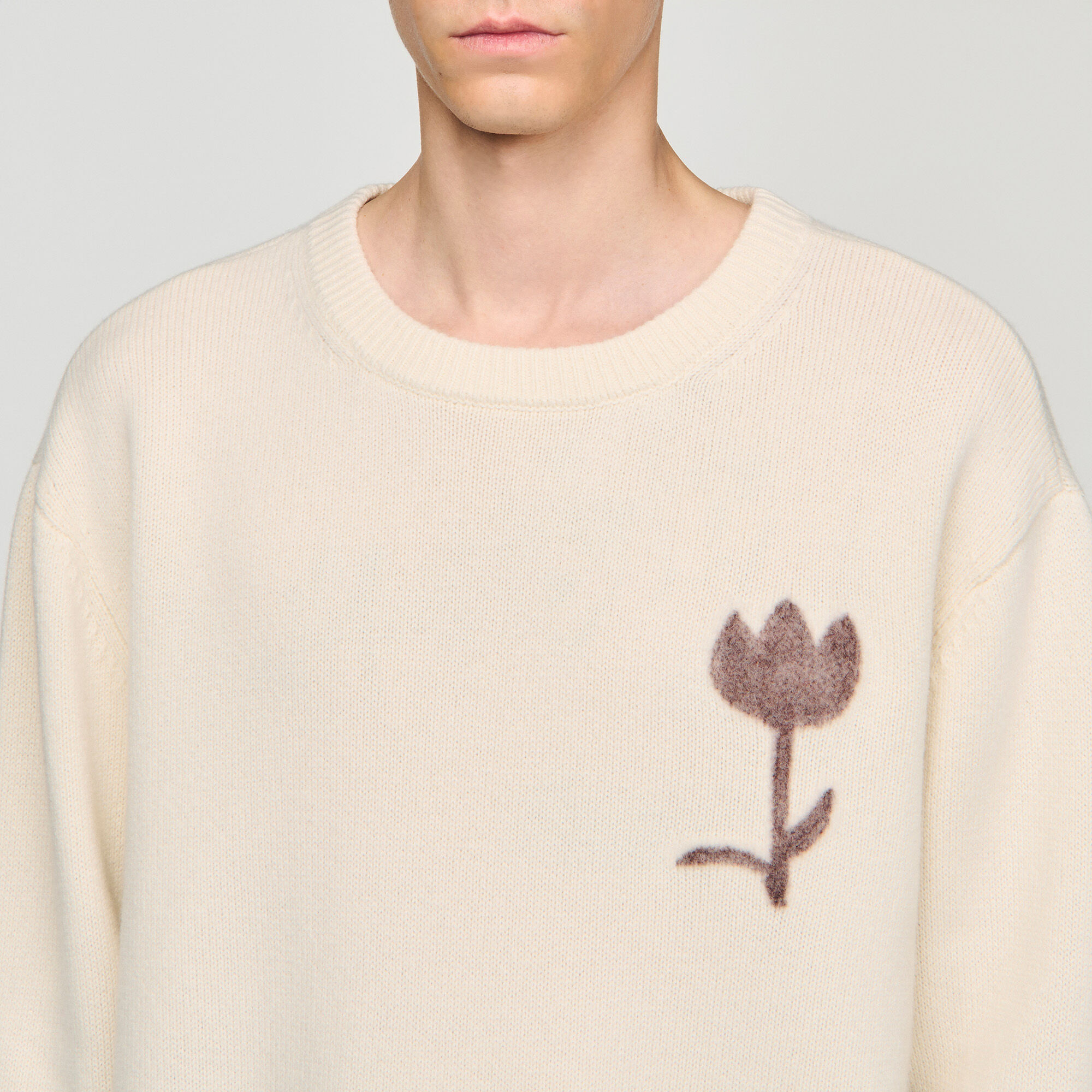 Wollpullover mit Blumendetail