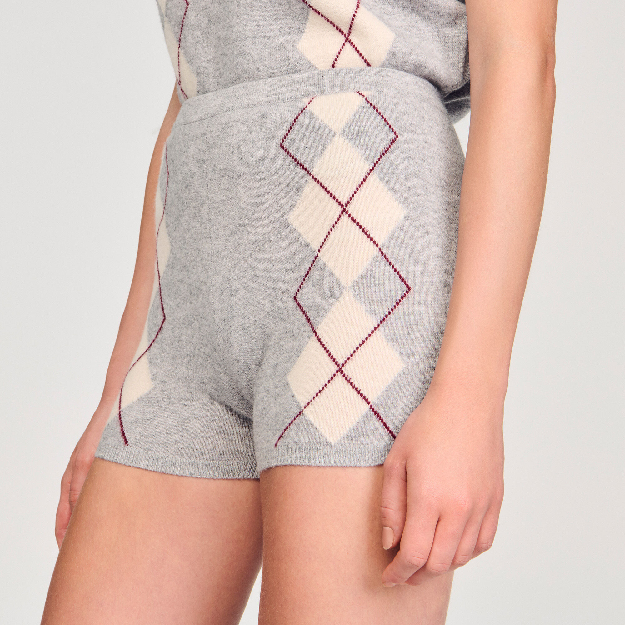 Short en maille à motif losanges